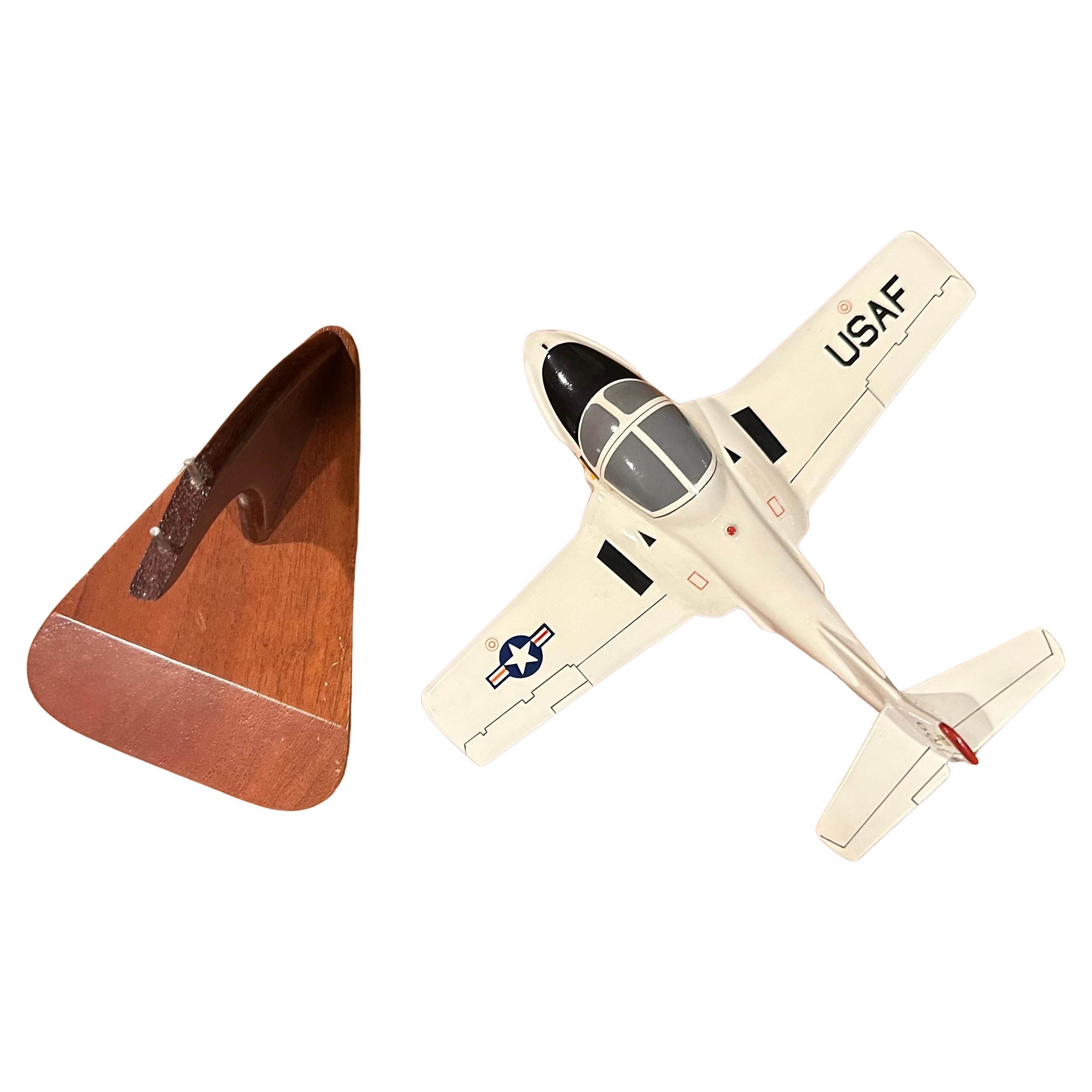 20th Century U.S.A.F. North American Cessna T-37 Tweet Airplane / Contractor Desk Model For Sale