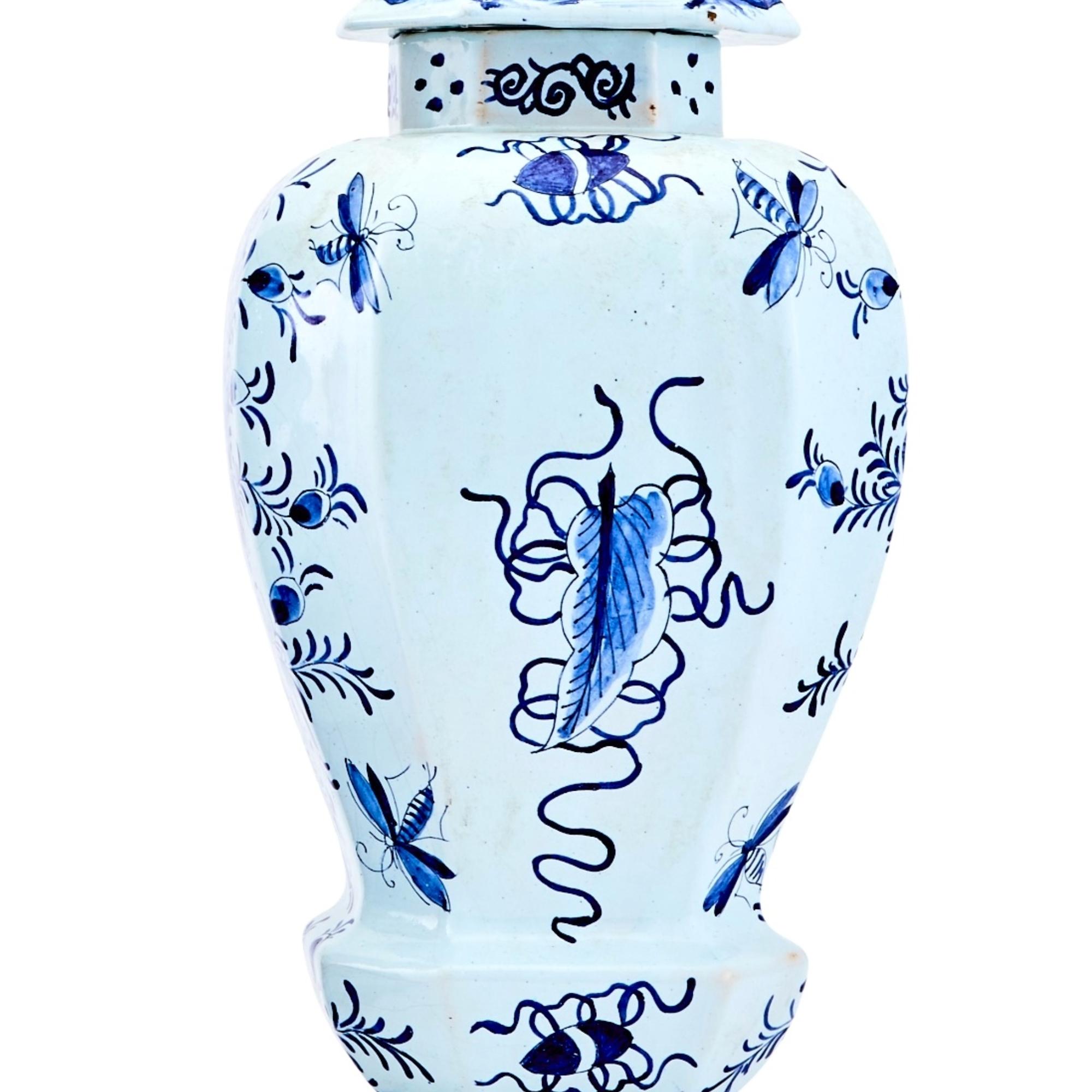 Benutzer Frühes 19. Jahrhundert Niederländisch Delft blau und weiß Niederlande glasierte Keramik co im Angebot 2