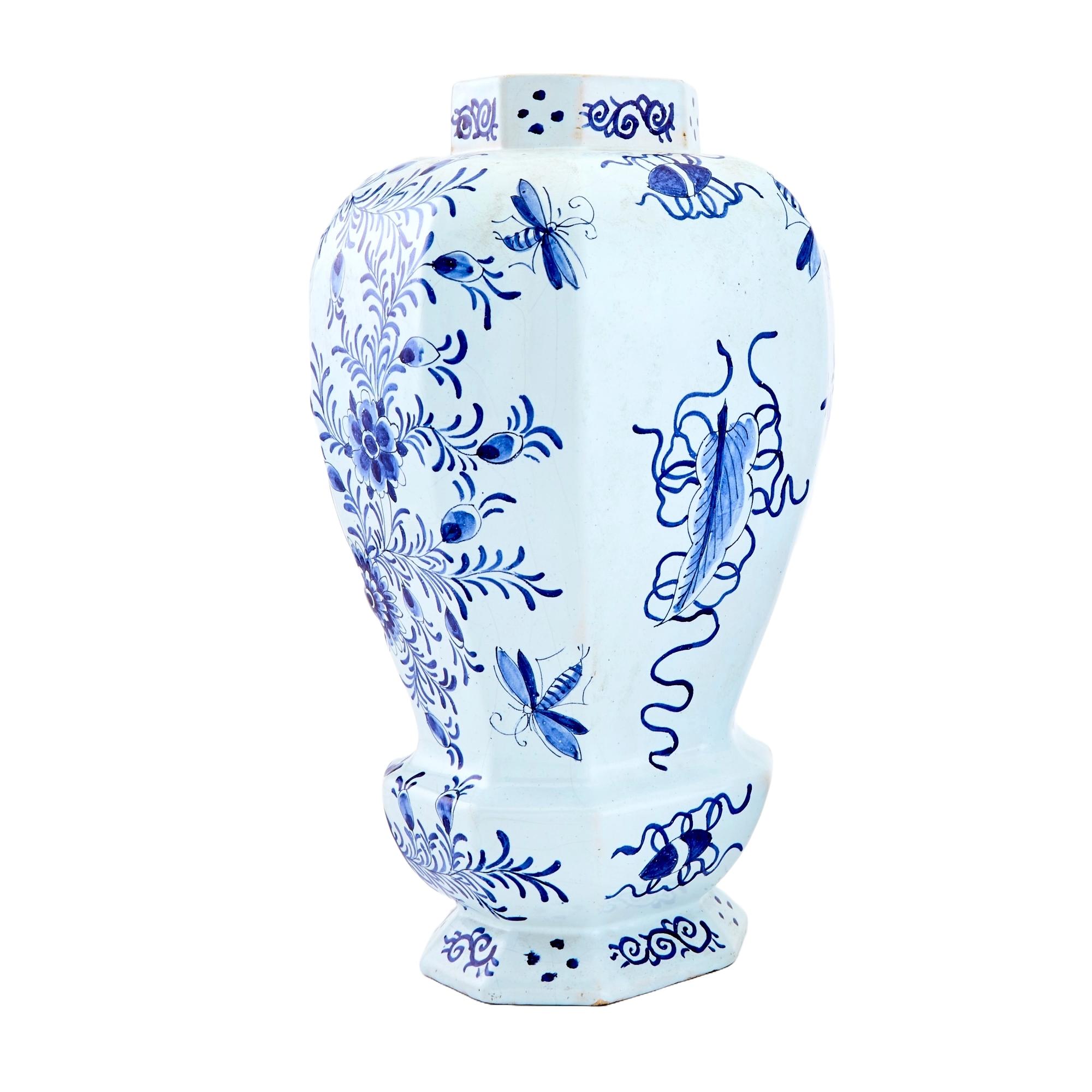 Benutzer Frühes 19. Jahrhundert Niederländisch Delft blau und weiß Niederlande glasierte Keramik co im Angebot 3