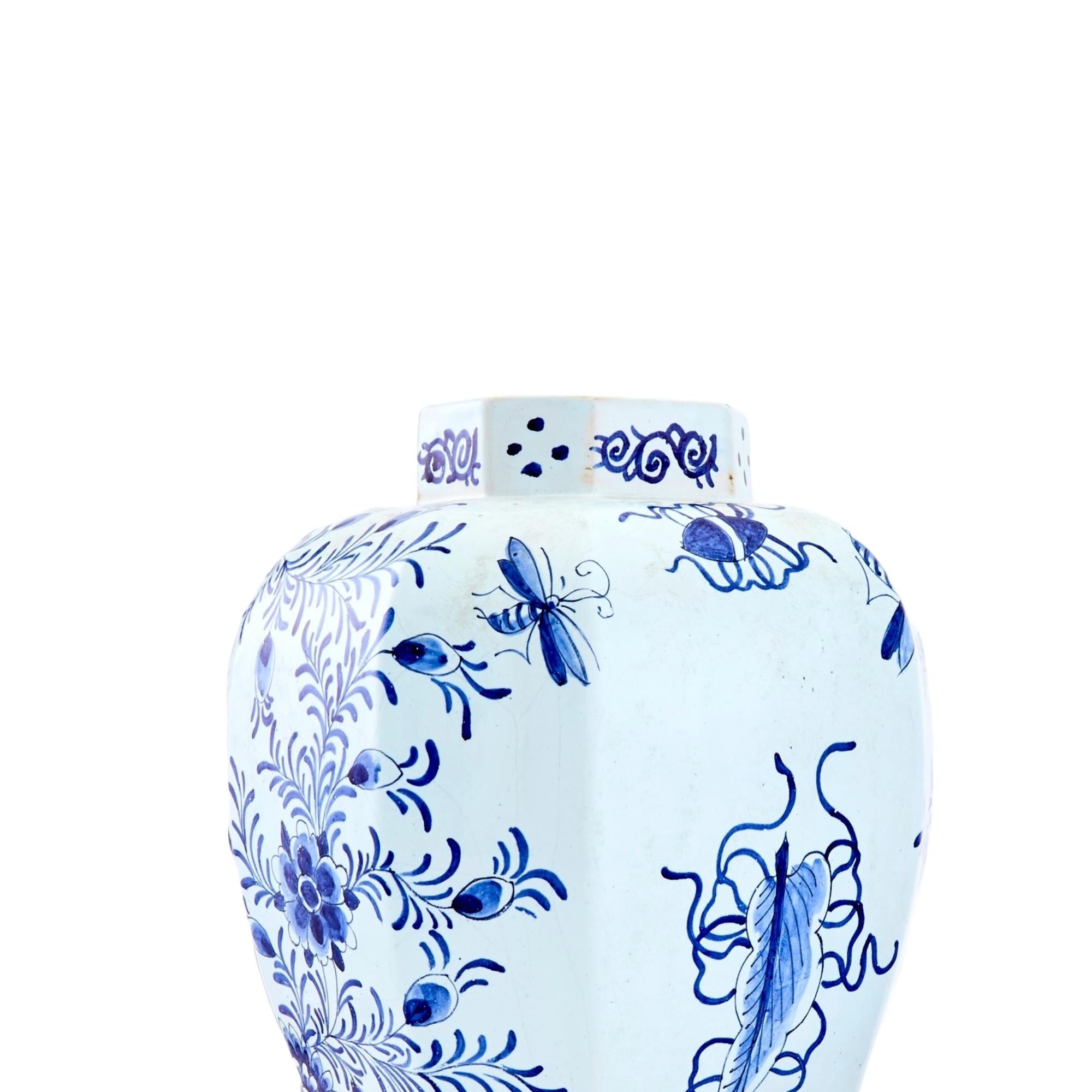 User Early 19th Century Dutch Delft blue and white Netherlands glazed ceramic co For Sale 3