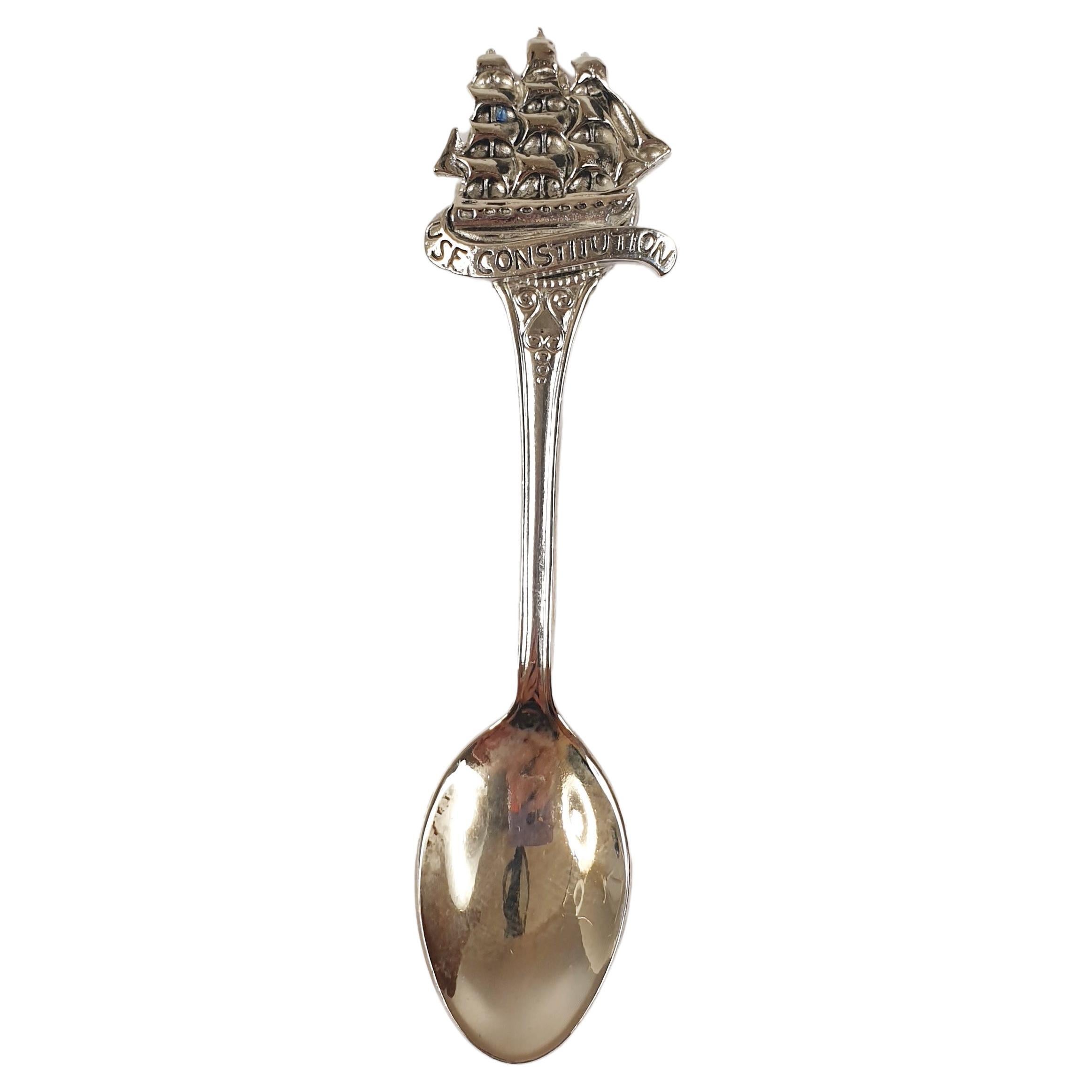 how much does a sterling silver spoon weigh