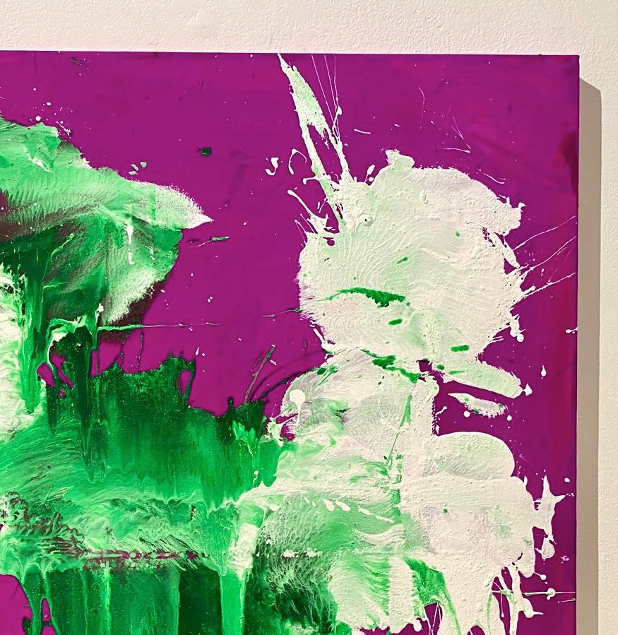 blanc et vert sur violet  « A », acrylique sur toile - peinture abstraite de boxe - Painting de Ushio Shinohara