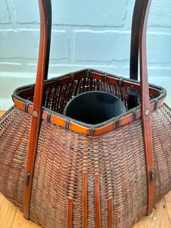 Cesta con asas «Ikebana» de Ushu Noguchi
