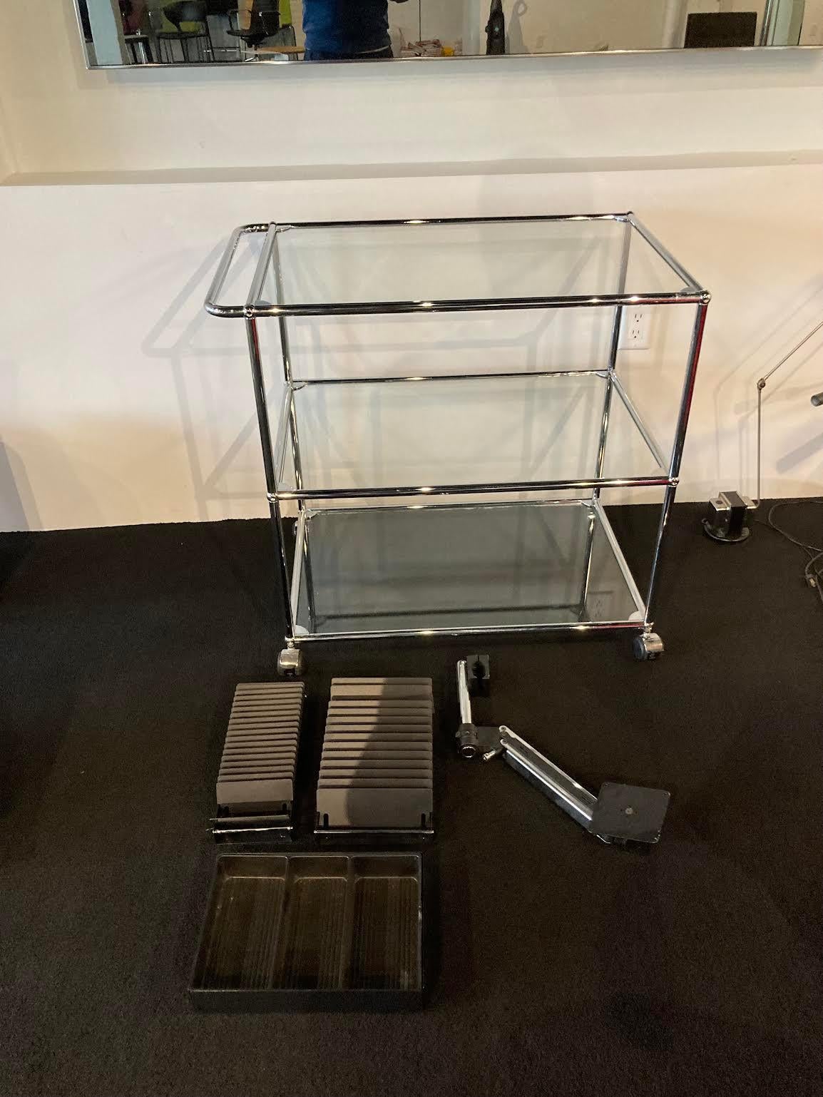 USM Glass Bar cart Designed by  Fritz Haller and Paul Schaerer in Stock In Good Condition In New York, NY
