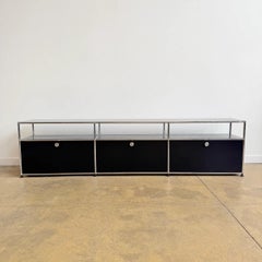 USM Haller 3x2 Medienkonsole 22" – Graphitschwarz