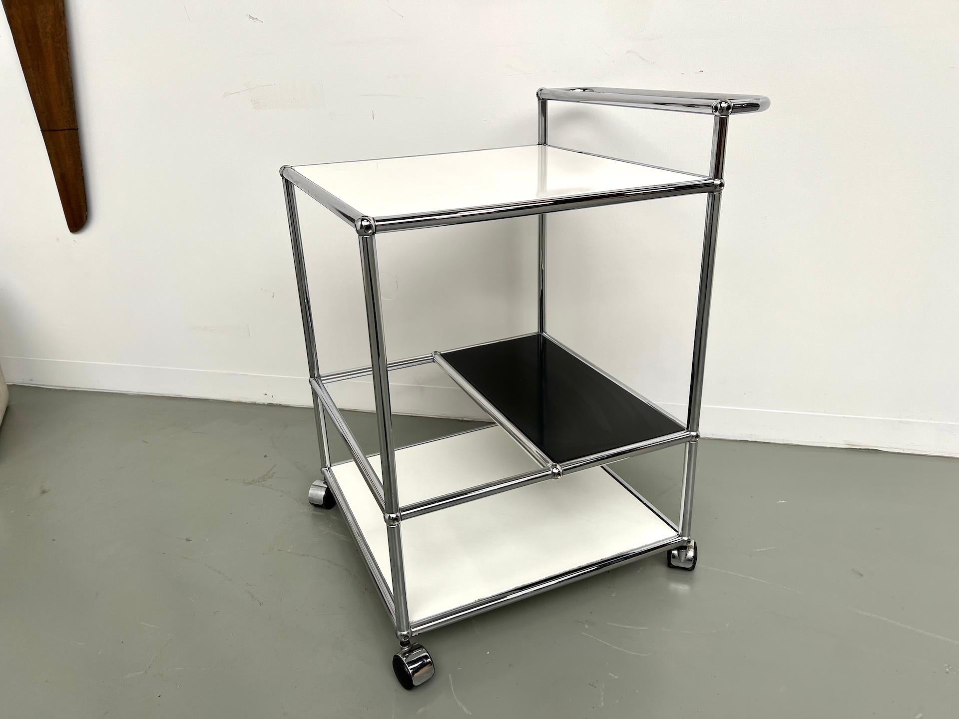 USM Haller bar cart, produced in the 1980s. For Sale 5