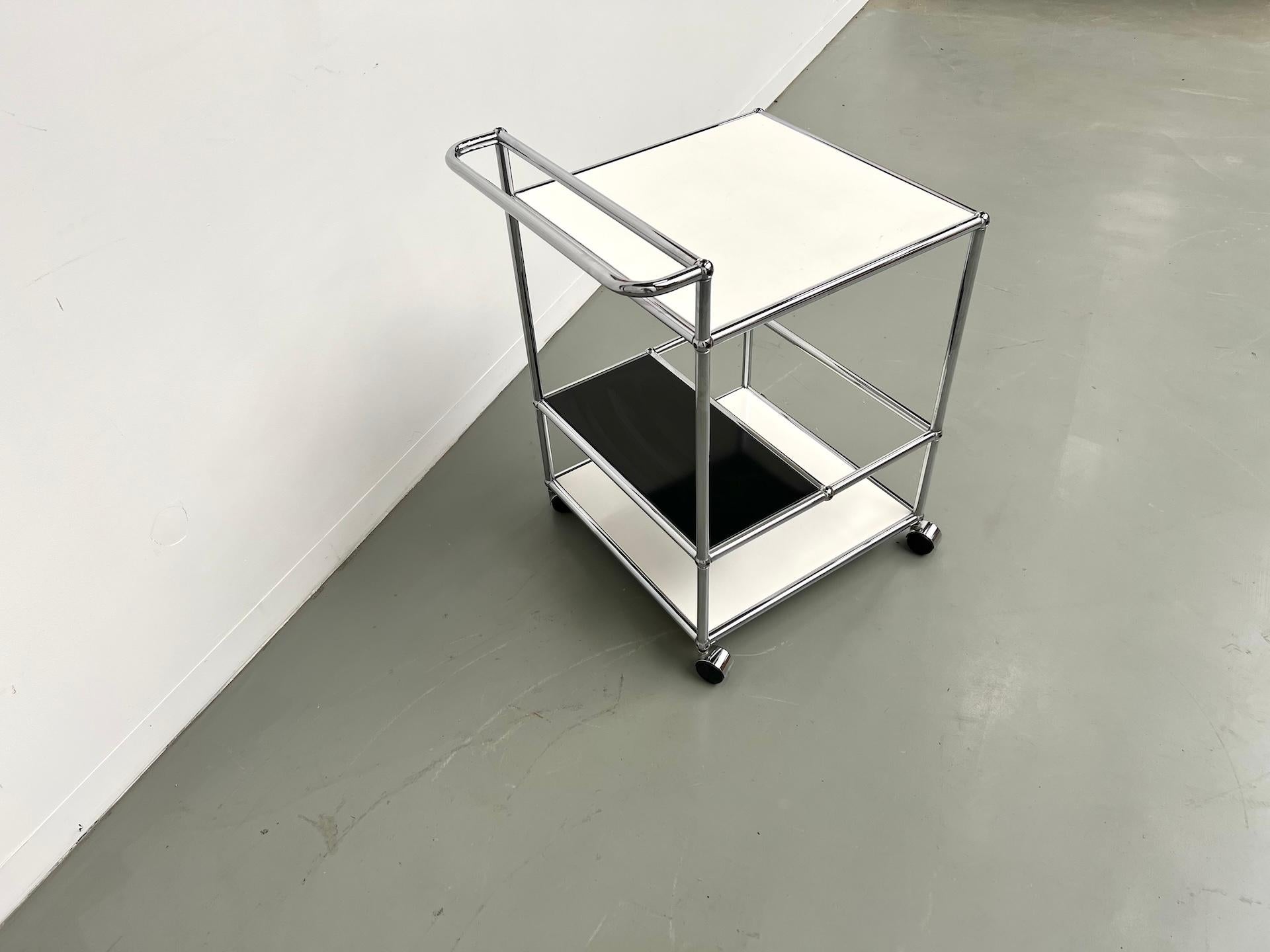 USM Haller bar cart, produced in the 1980s. For Sale 8