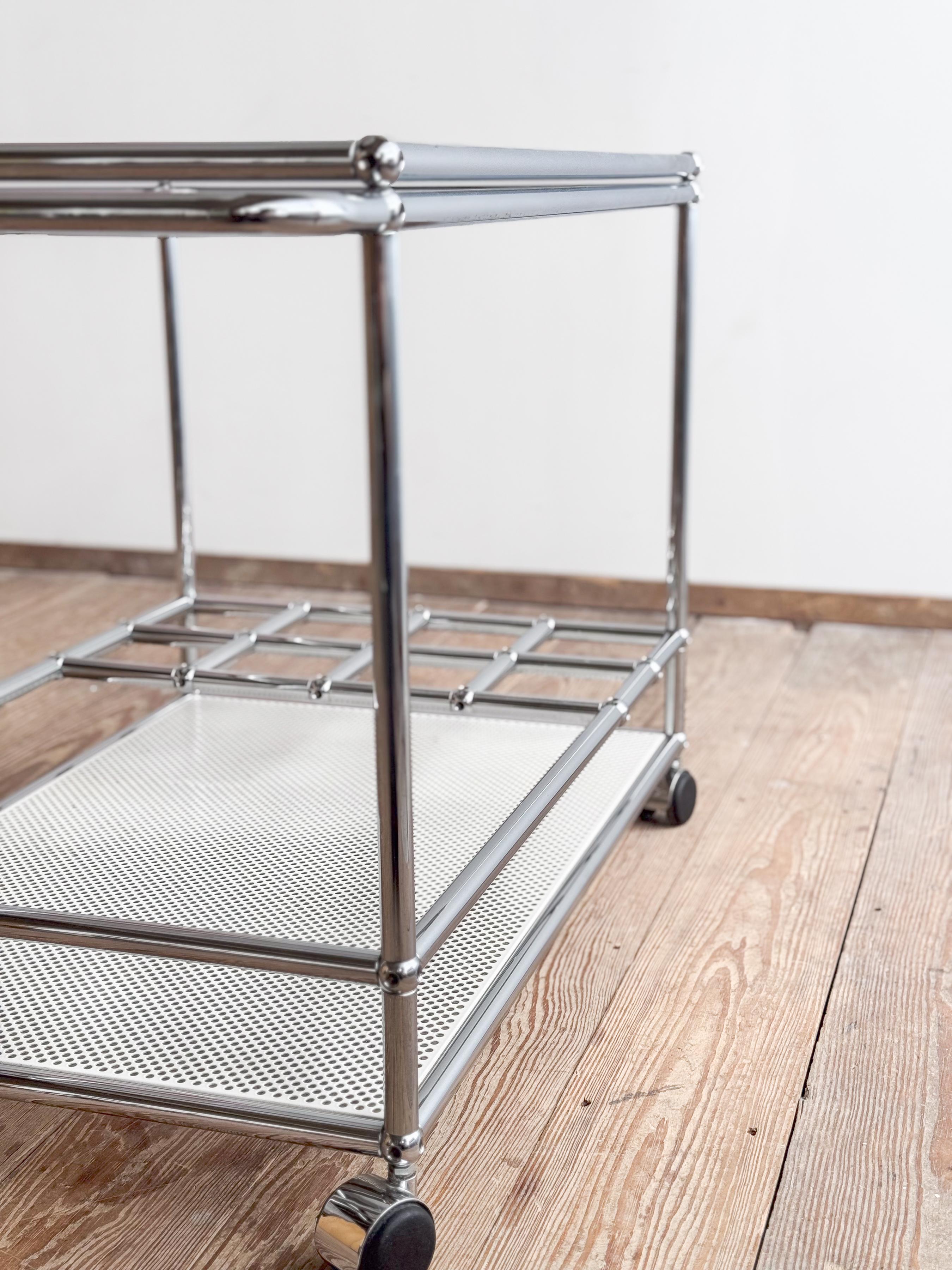 USM Haller Bar Cartt, Modern Tea Trolley or Steel Serving Trolley, Switzerland For Sale 9
