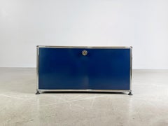 USM Haller Beistelltisch Sideboard Couchtisch Fritz Haller stahlblau