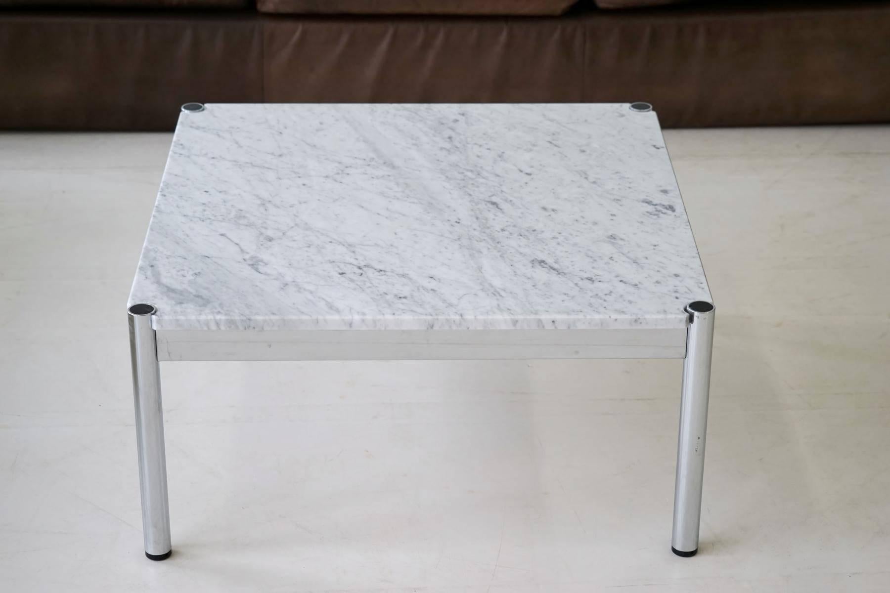 Usm Haller Design Carrara Marble Chrome Coffee Couch Sofa Side Table In Excellent Condition In Telgte, DE