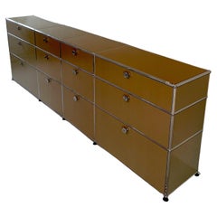 USM Haller Dressert Unit in Beige in Stock