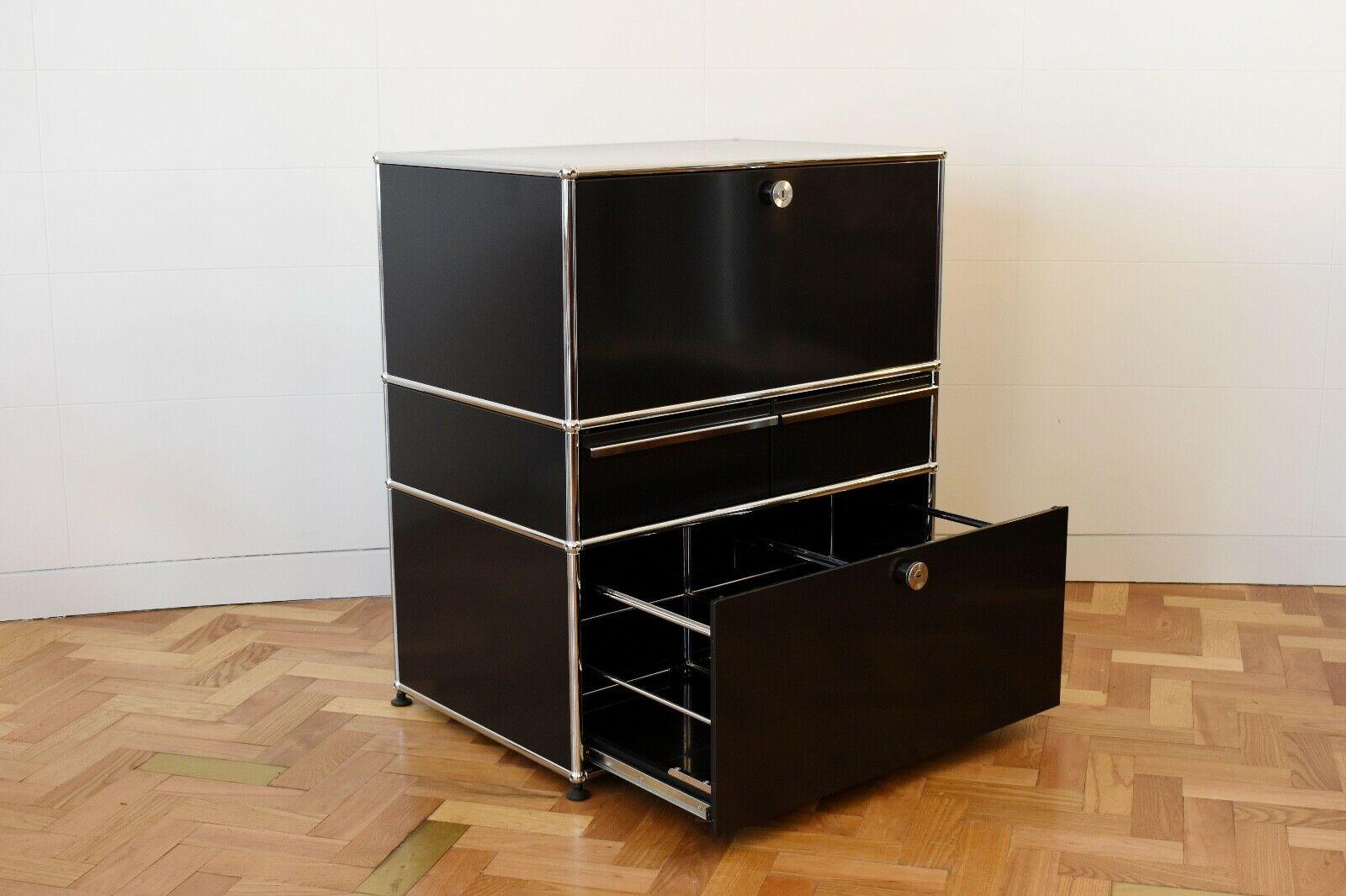 USM Haller Filing Cabinet Office Storage In Good Condition In London, GB