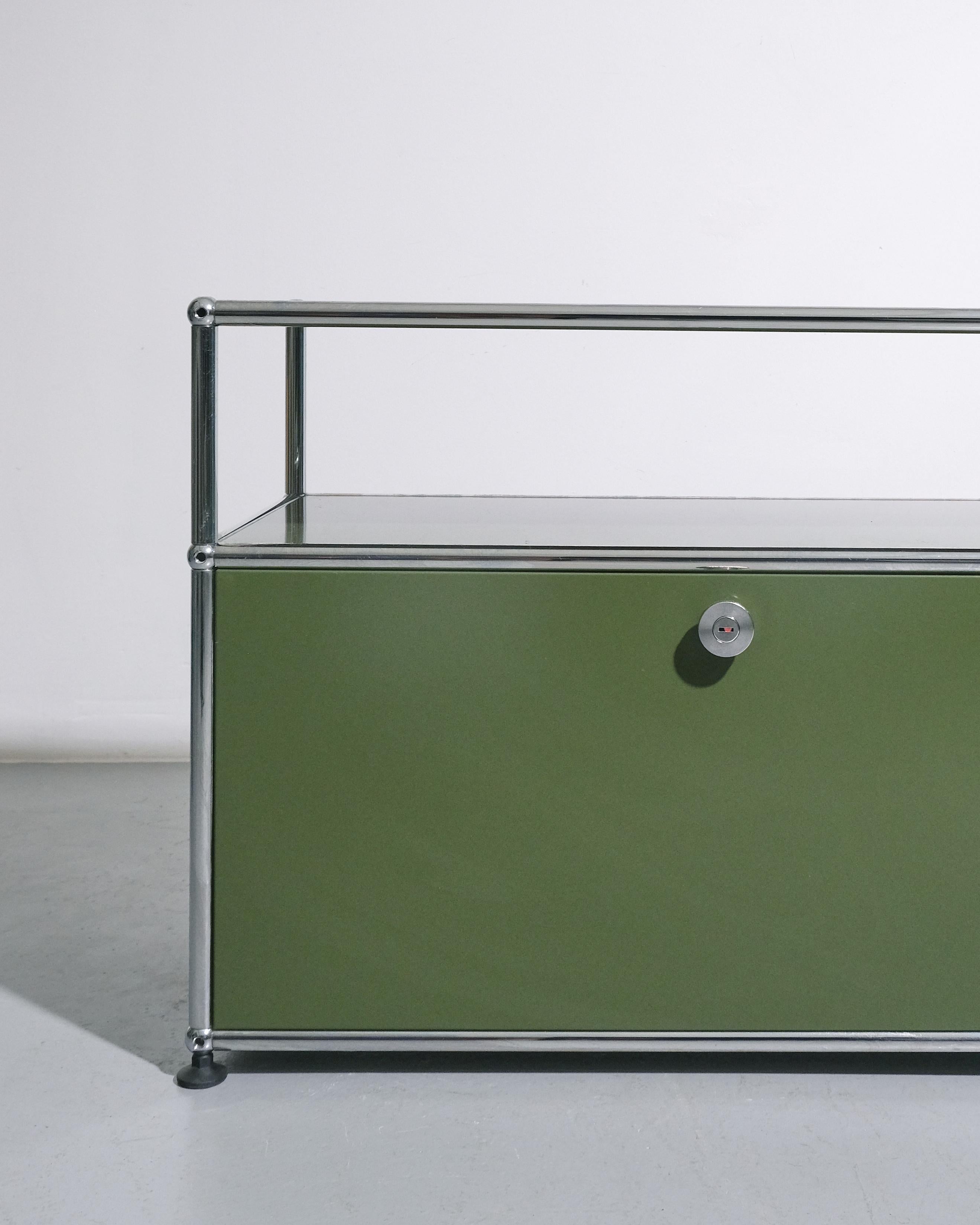 Mid-Century Modern USM Haller Media Unit Sideboard - Olive Green For Sale