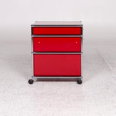 USM Haller Metallregal Sideboard Rollcontainer-Set mit 3 Schubladen in Rot