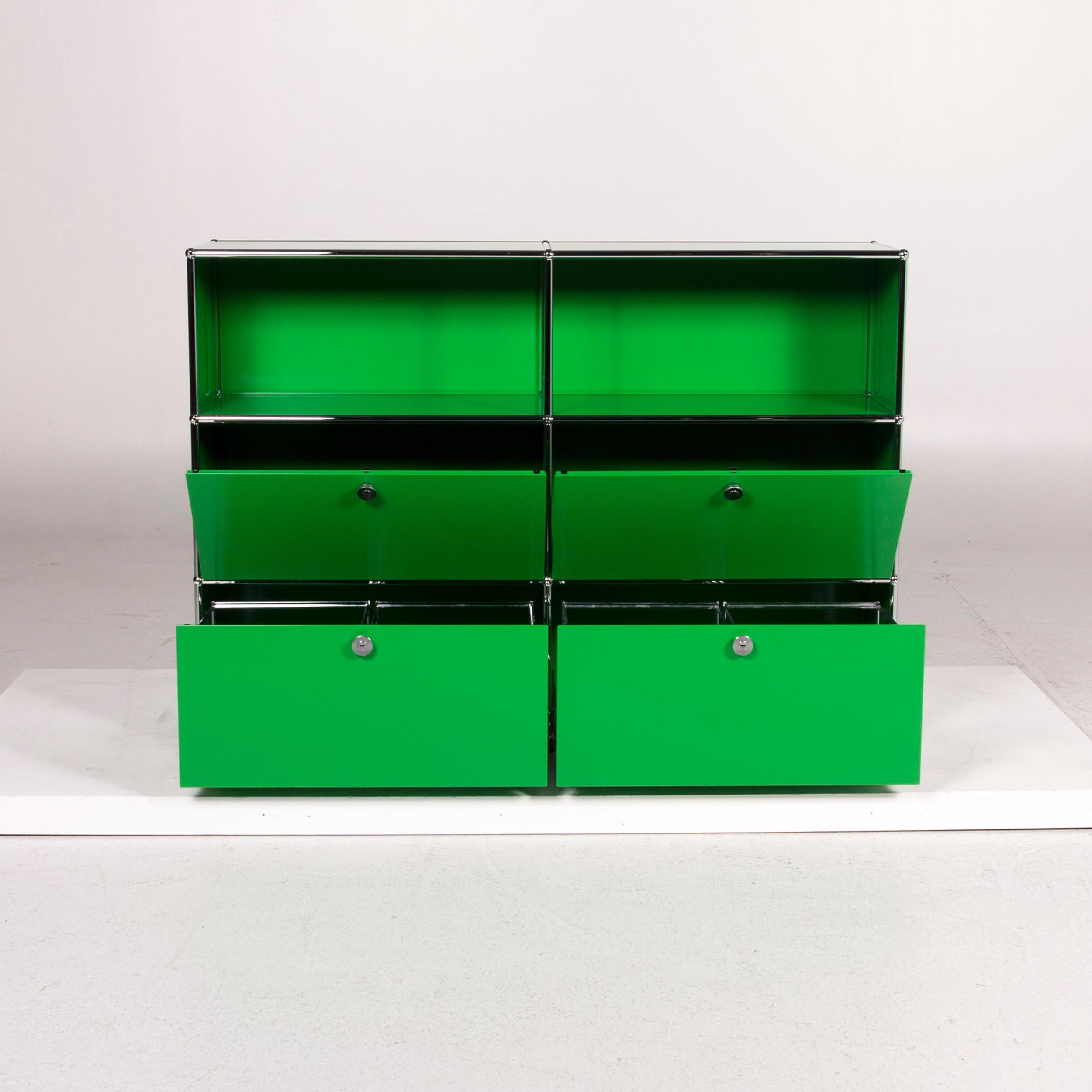 We bring to you an USM Haller Metal Sideboard Green Office Shelf.
 SKU: #11874
 

 Product Measurements in centimeters:
 

 depth: 38
 width: 153
 height: 109
 seat-height: 
 rest-height: 
 seat-depth: 
 seat-width: 
 back-height:
   