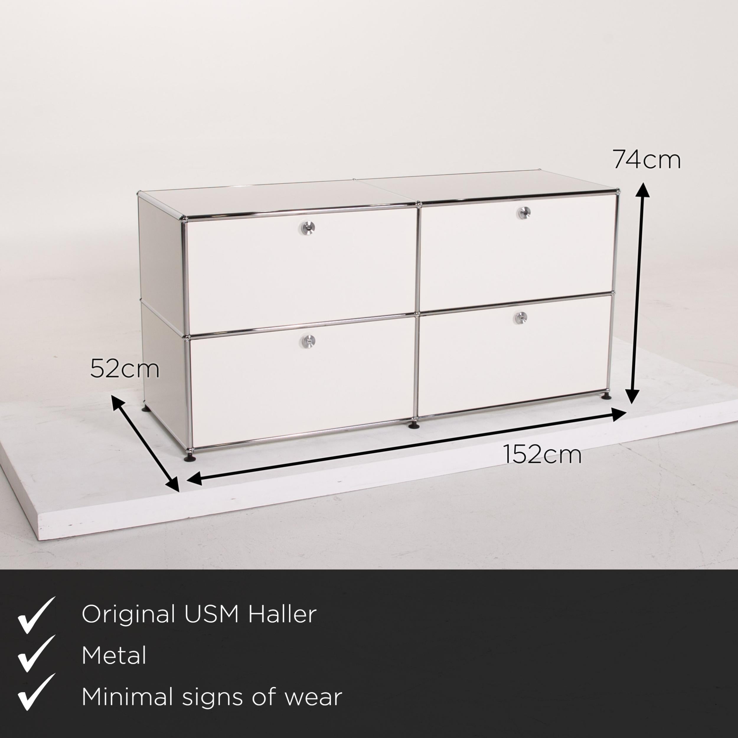 We present to you an Usm Haller metal sideboard white cabinet office furniture.
   
 

 Product measurements in centimeters:
 

Depth 52
Width 152
Height 74.




   