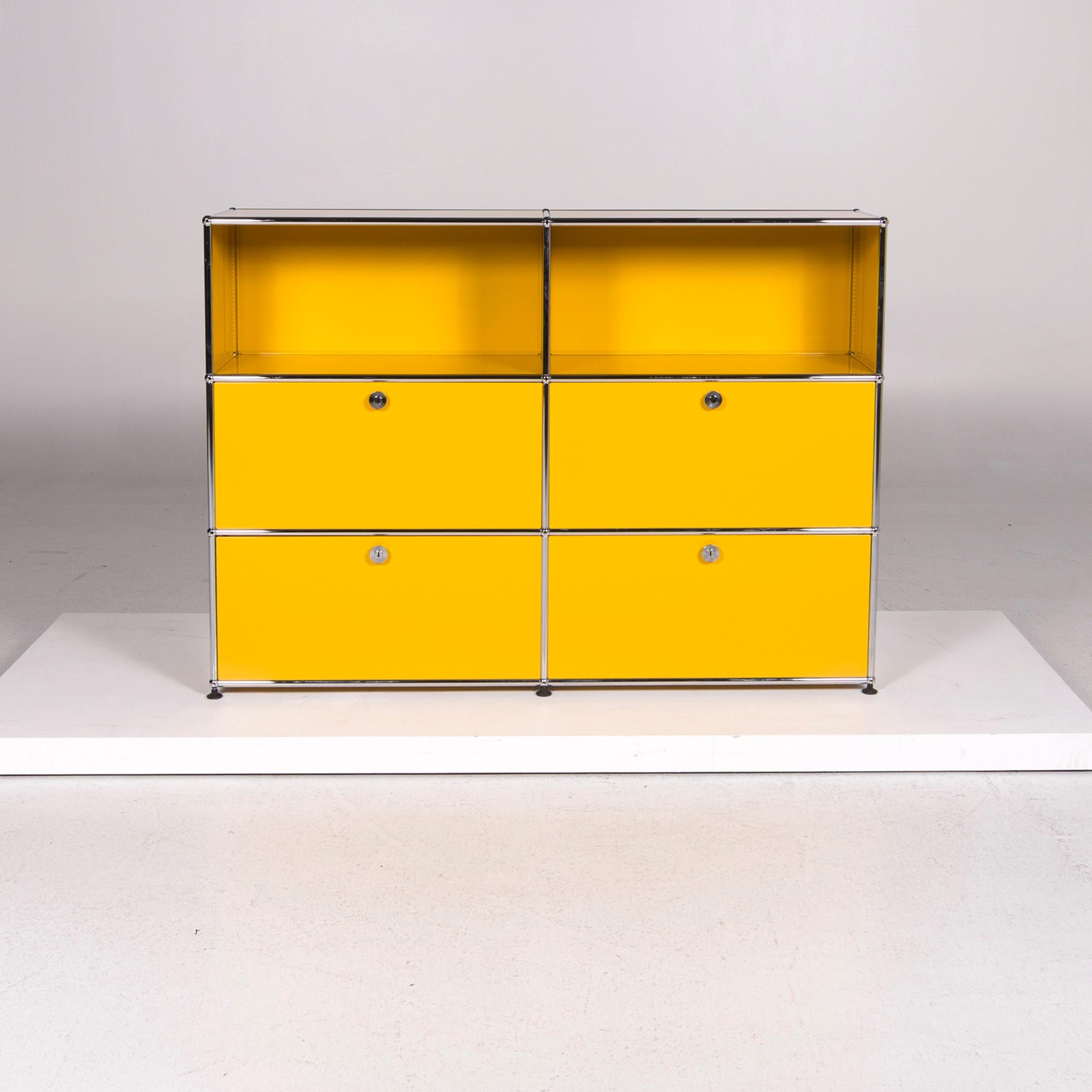 We bring to you an USM Haller Metal Sideboard Yellow Shelf Office Furniture.
 SKU: #11873
 

 Product Measurements in centimeters:
 

 depth: 38
 width: 153
 height: 109
 seat-height: 
 rest-height: 
 seat-depth: 
 seat-width: 
