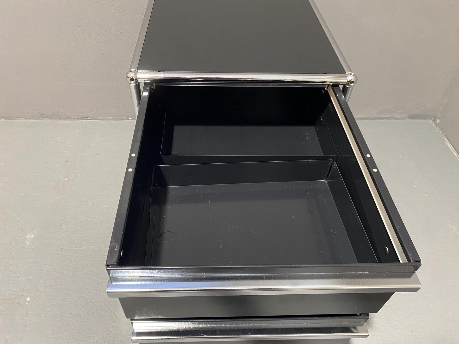 Steel USM Haller Pedestal V Storage System, 1970´s, Switzerland