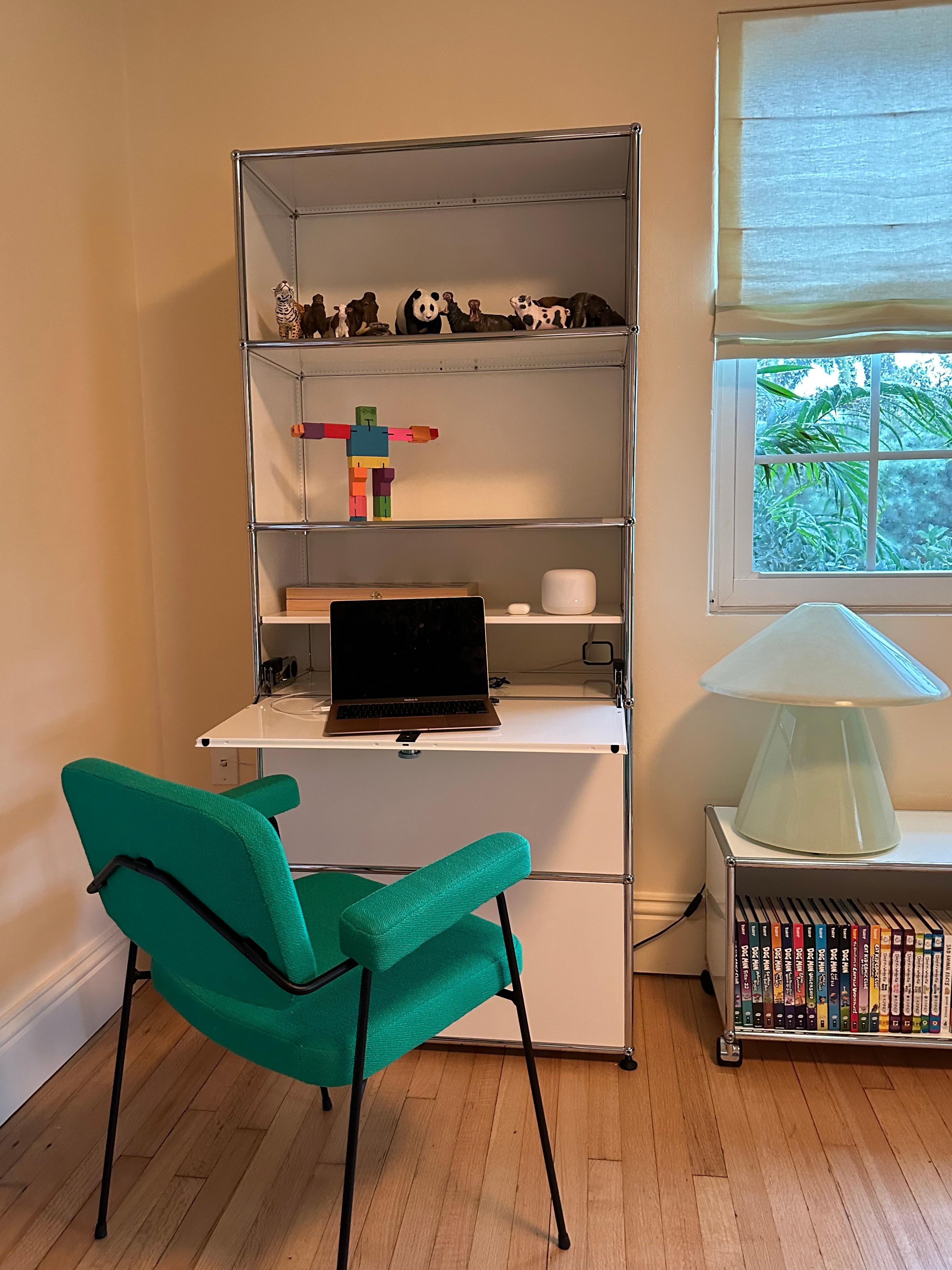 USM Haller Shelving in Pure White in Stock 1