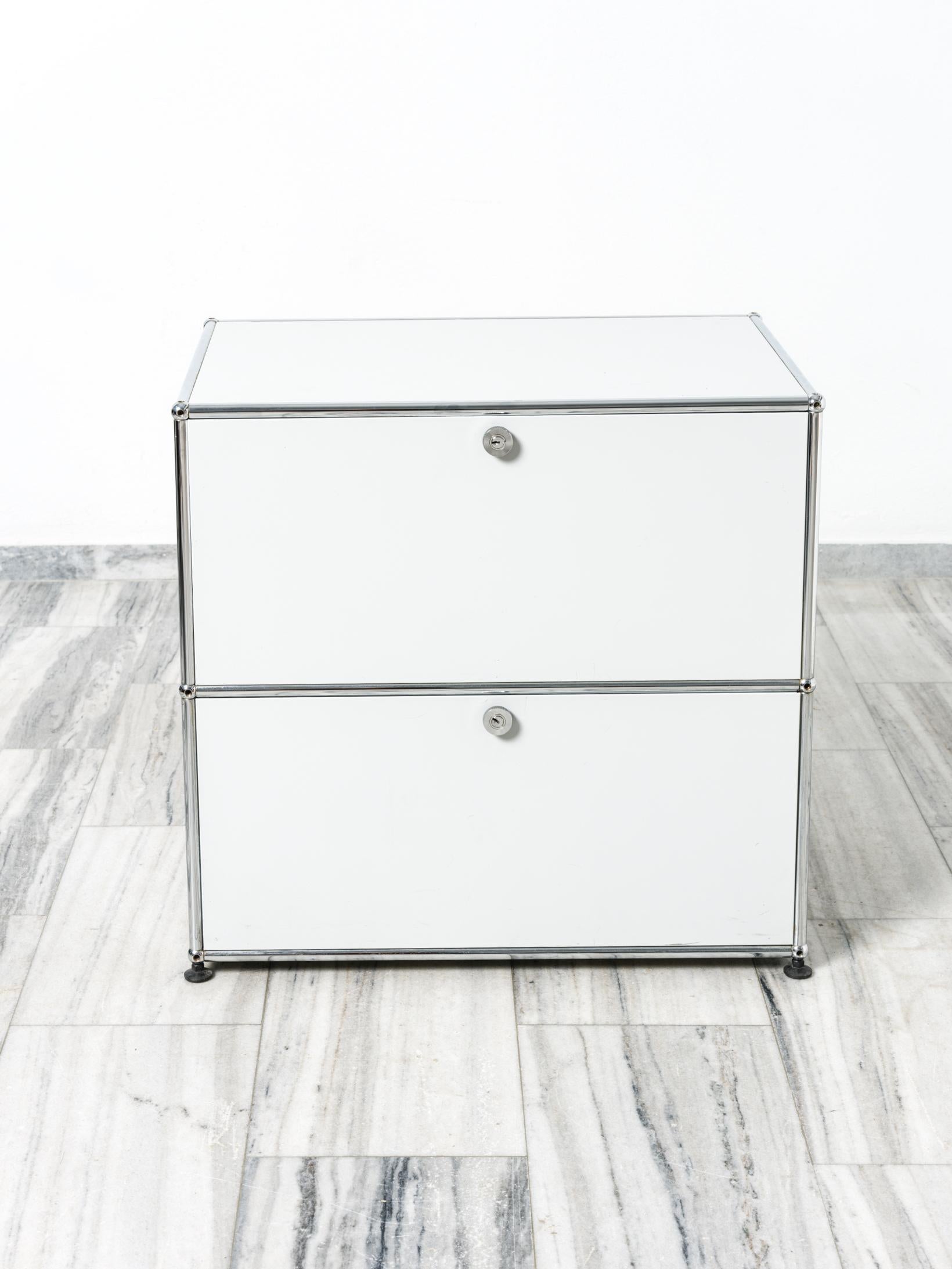USM Haller sideboard by Fritz Haller & Paul Schärer.  USM takes its initials in 1885 from its founder, Ulrich Schärer, and Münsingen, the Swiss village where he was born. Once the new USM factory was opened, Paul Schärer Jr. and Fritz Haller