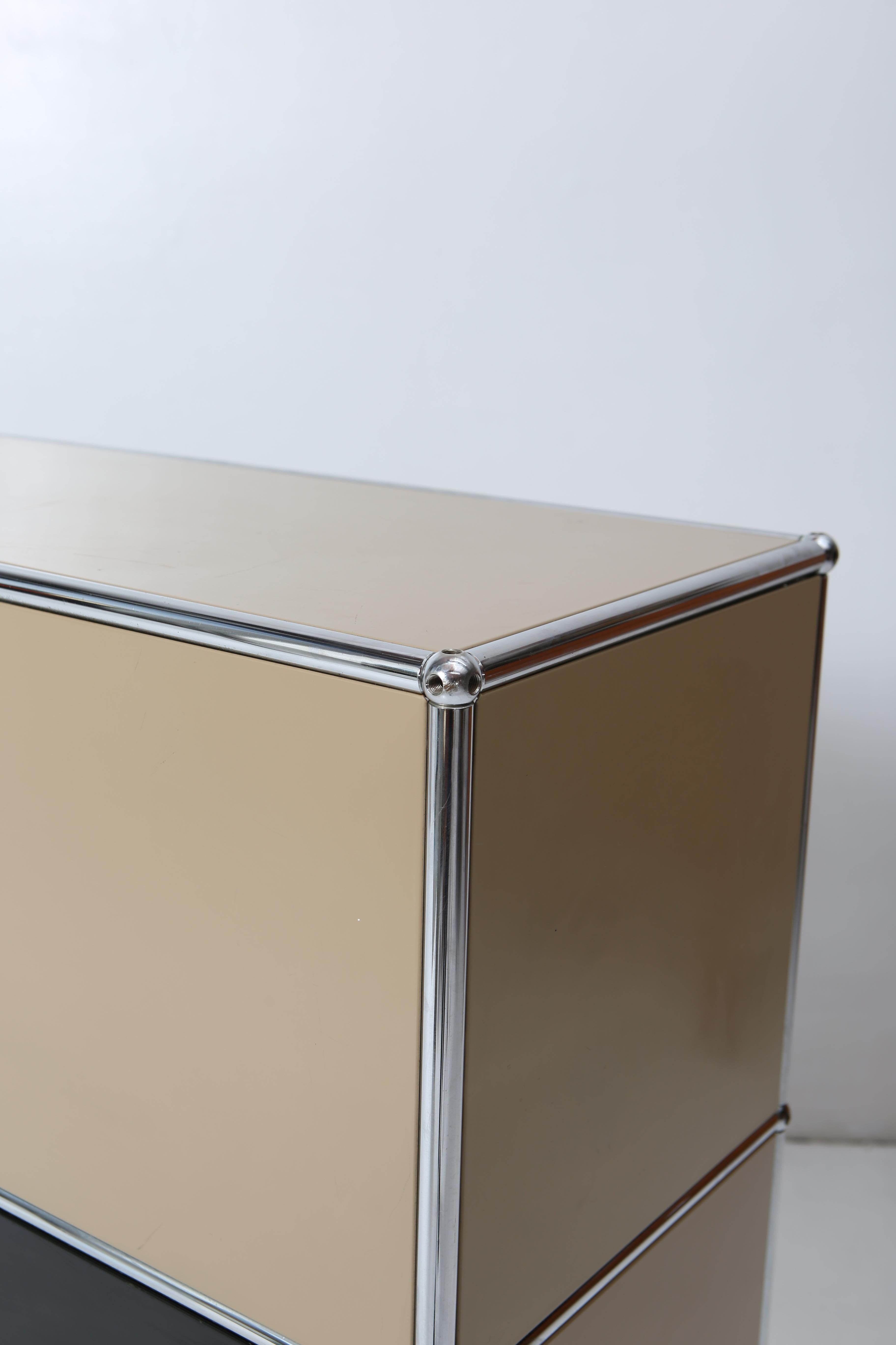 Swiss USM Haller Storage System