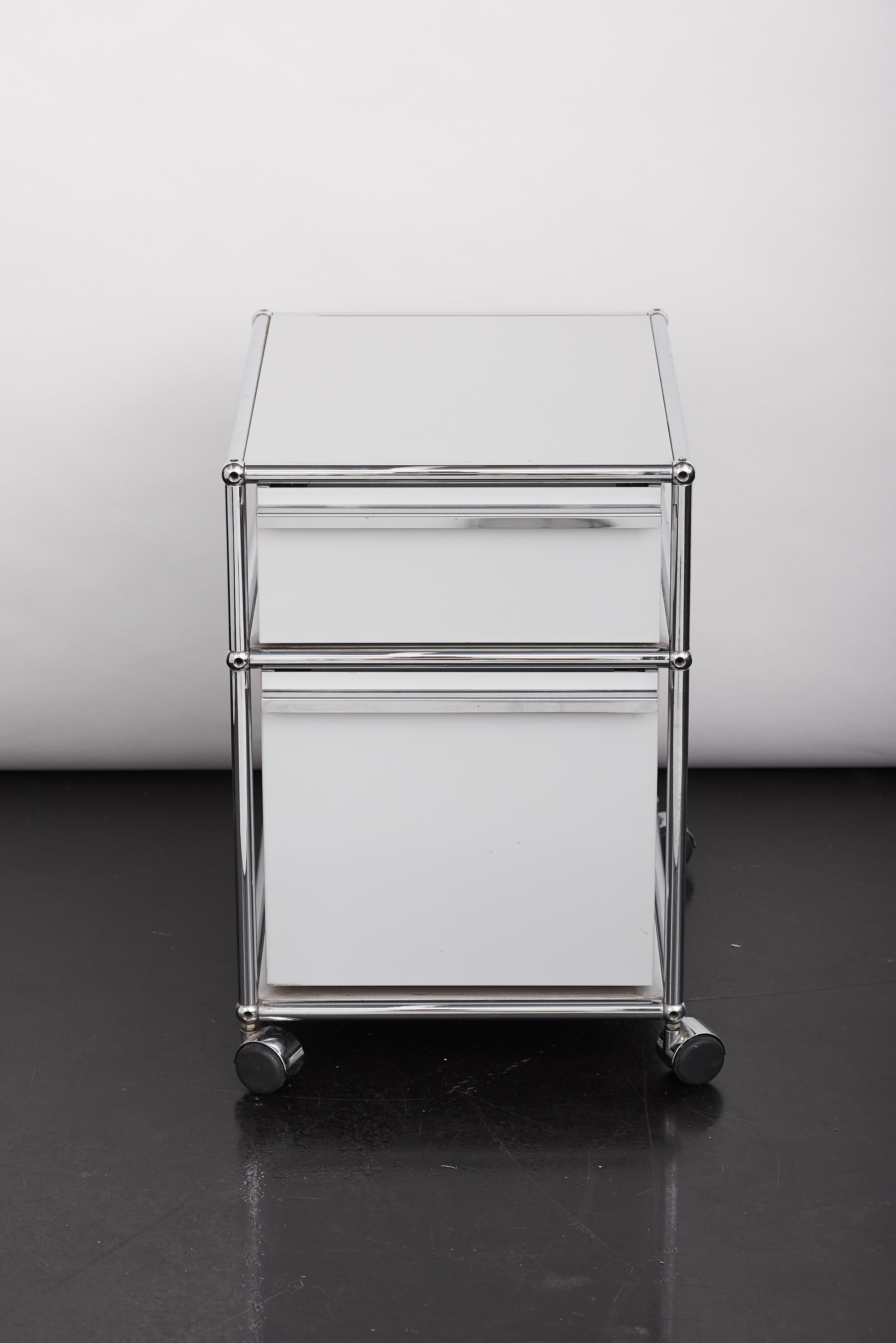Modern USM Haller Storage Unit