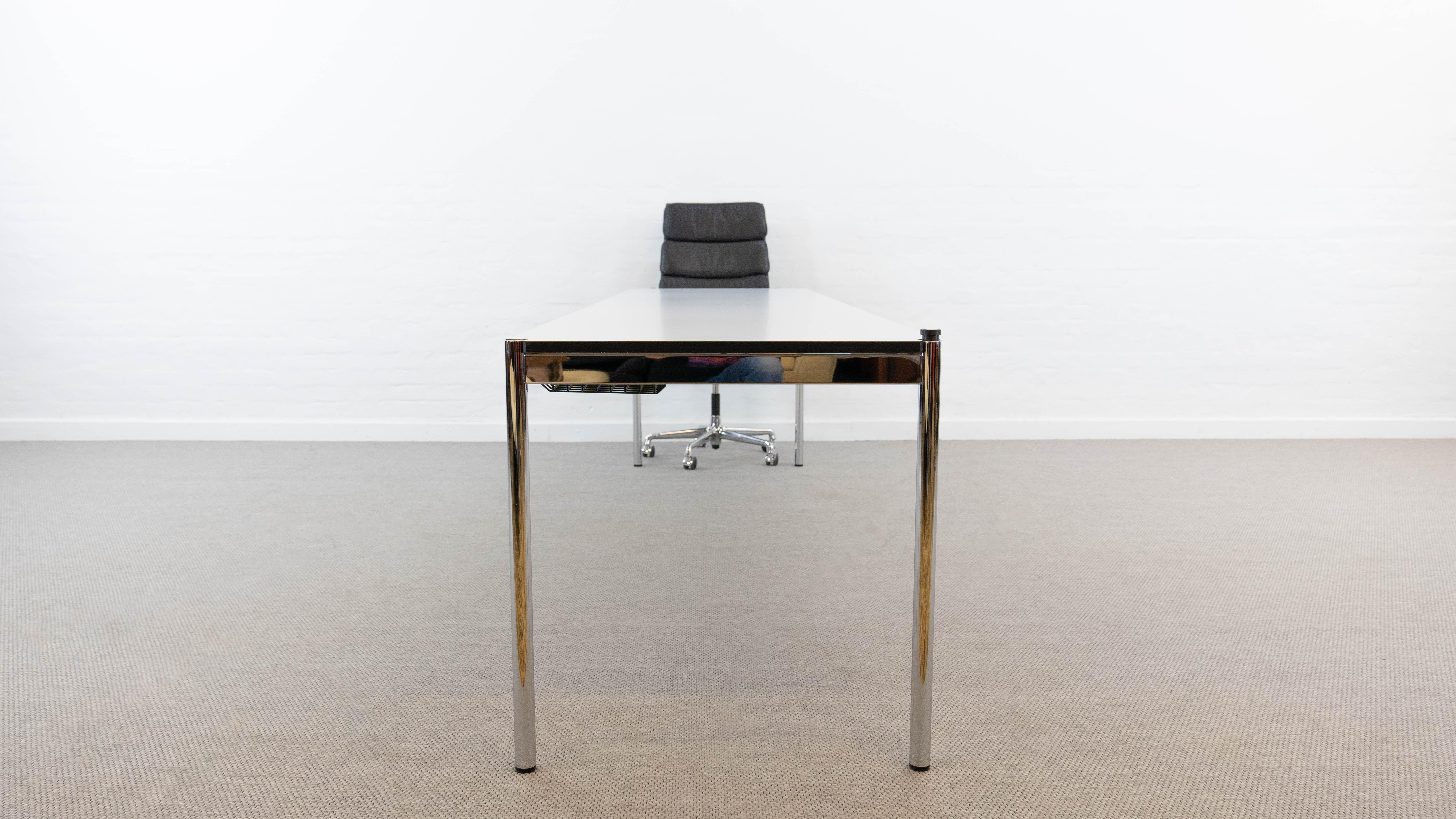 USM Haller Table - Desk - Conference Table by Fritz Haller, 300cmx75cm, white 9