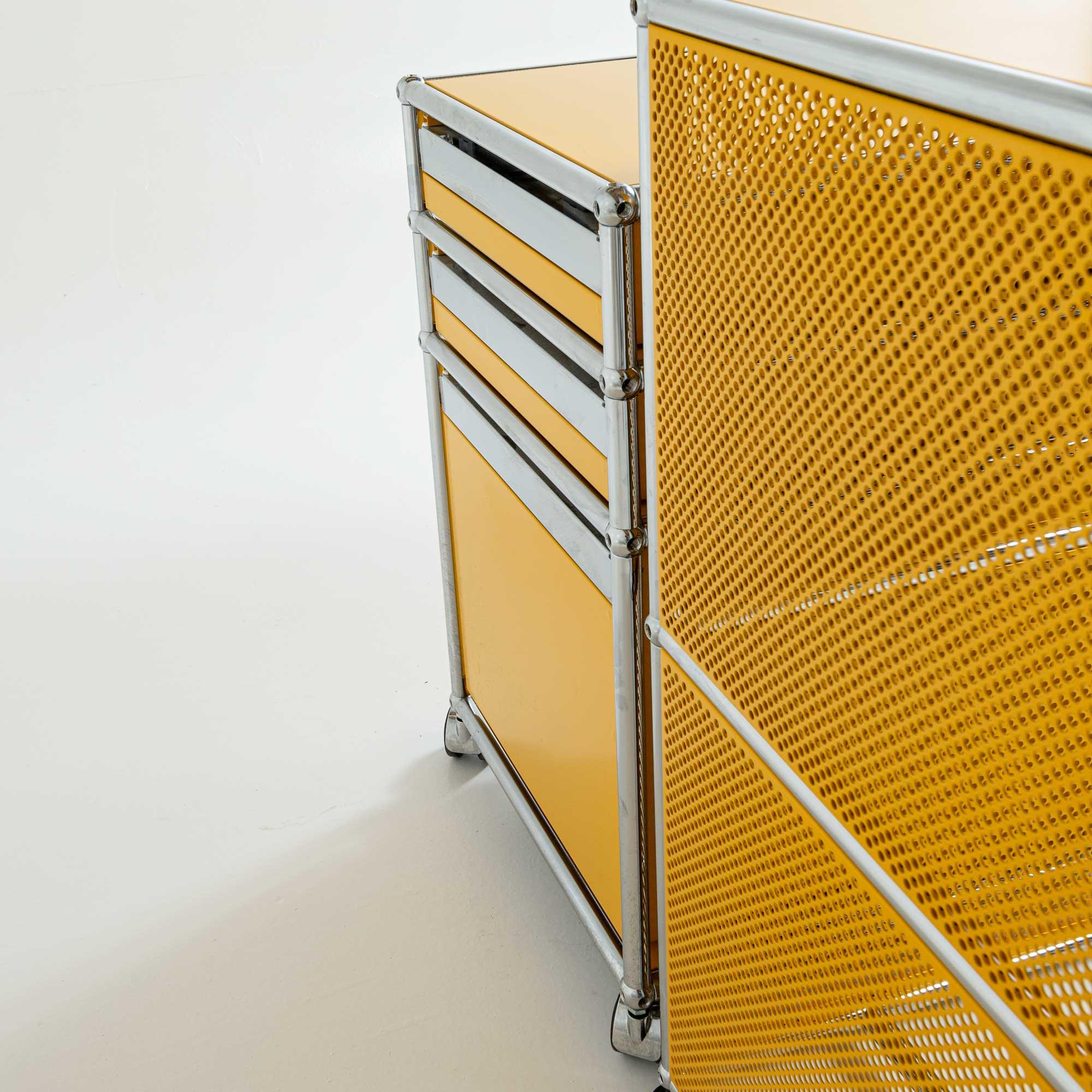 USM Modular System Desk and Rolling Cabinet in Golden Yellow In Good Condition In Seattle, WA