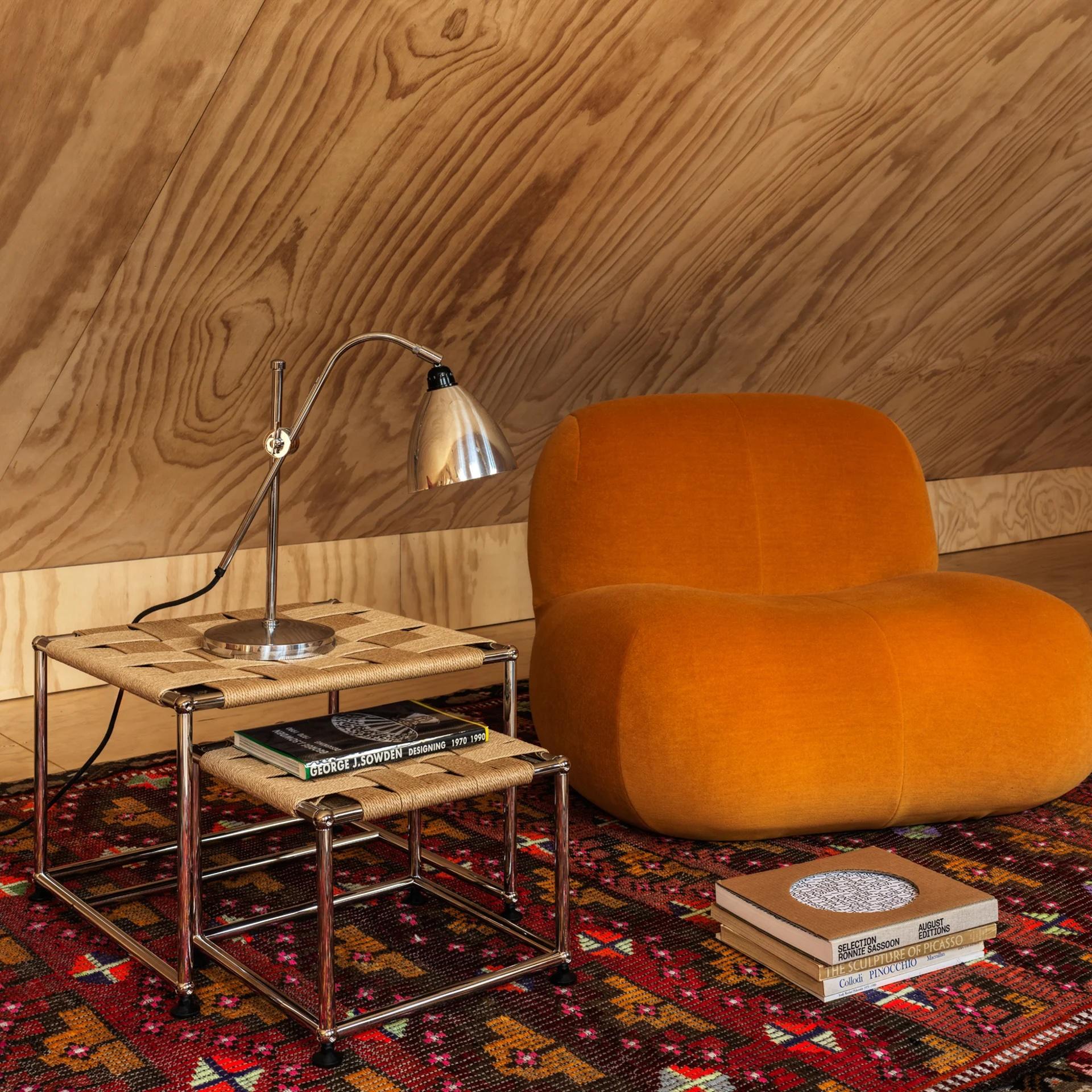 Exclusives
WS Nesting Tables
Woven Structures Collection
A collaboration with New York-based industrial designer Henry Julier, Woven Structures is a collection of objects that integrates Danish paper cord into the USM Haller system for the first