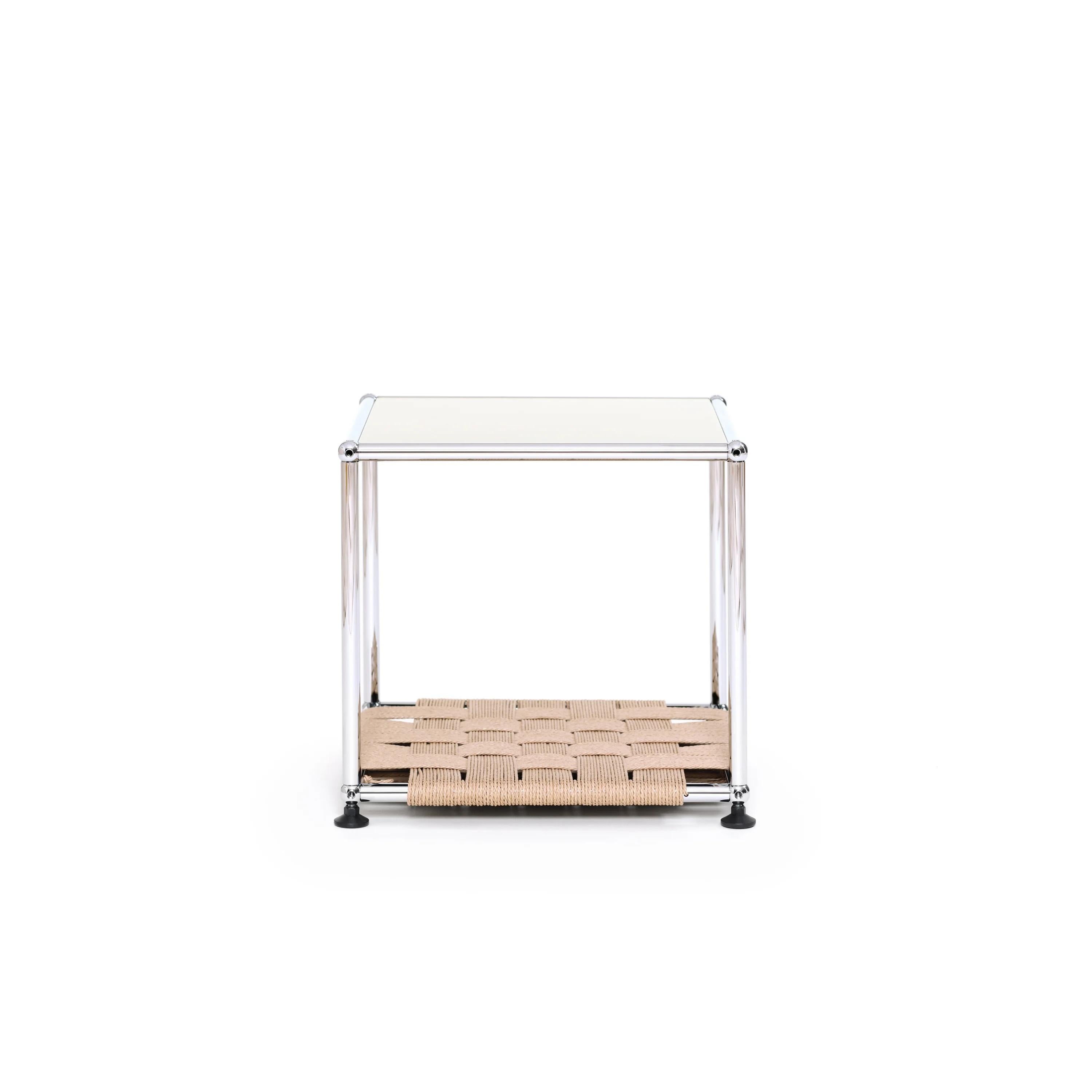 Table d'appoint USM WS + Panneau supérieur de couleur personnalisable par Henry Julier en vente 4