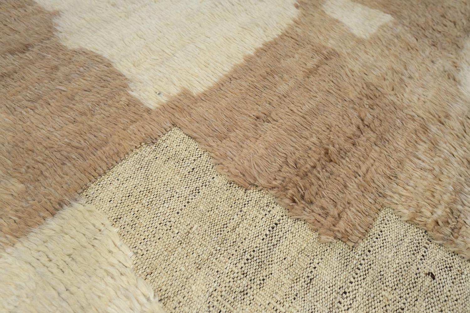 Ussem, Kust Collection by Mehraban Rugs For Sale 1