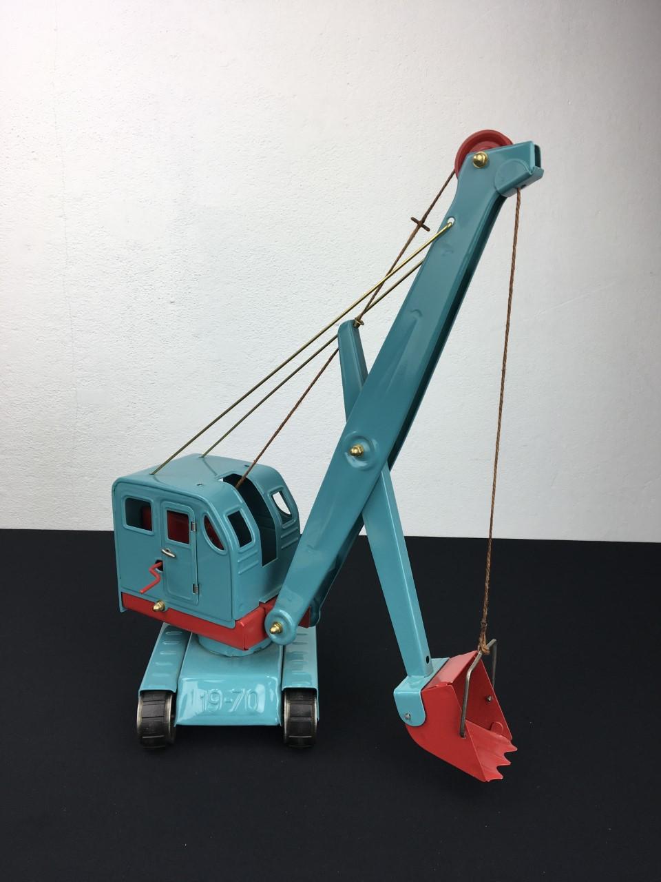 steel toy excavator