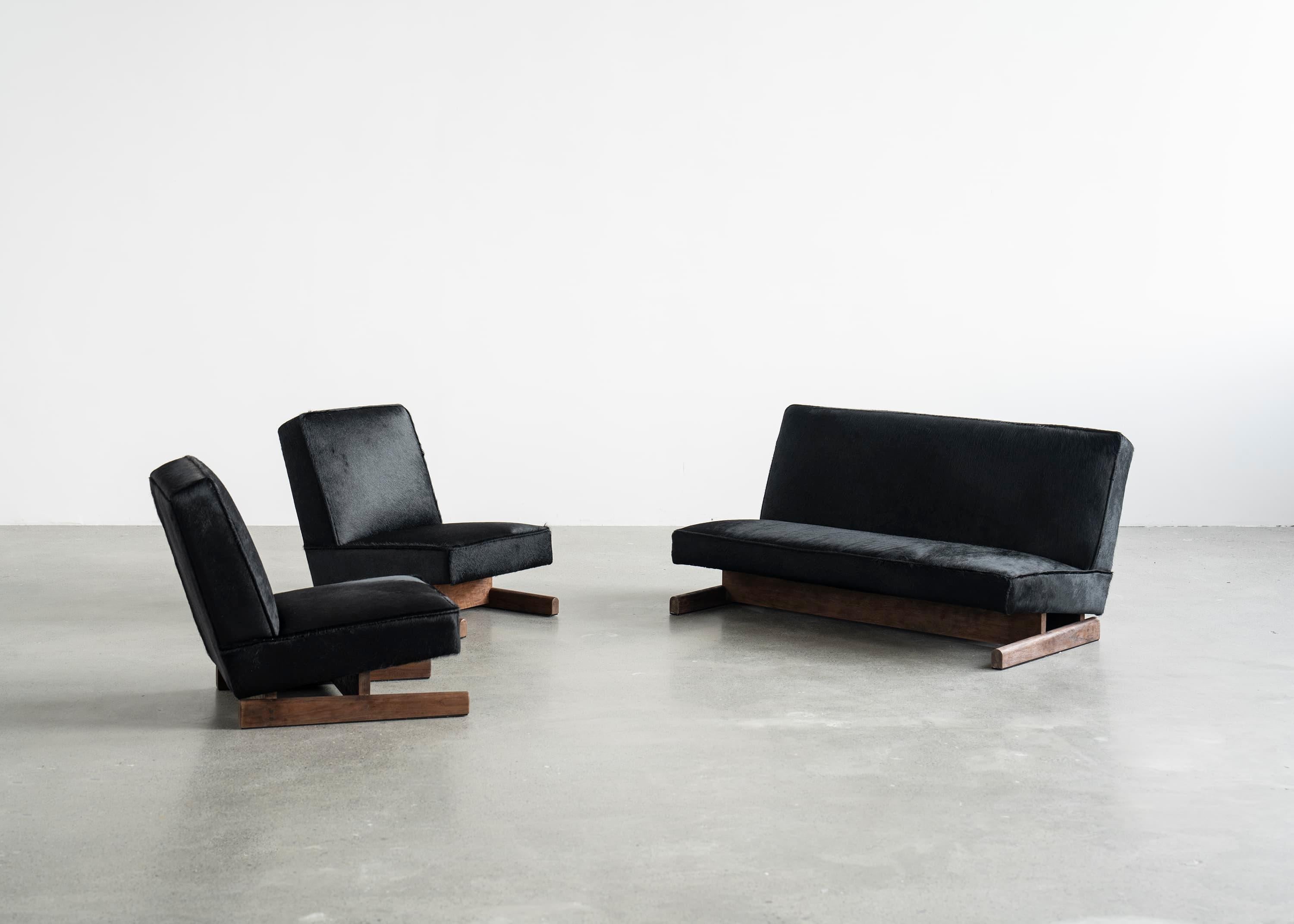 Post-Modern Ut 02 Cowhide and Walnut Sofa by Sing Chan For Sale