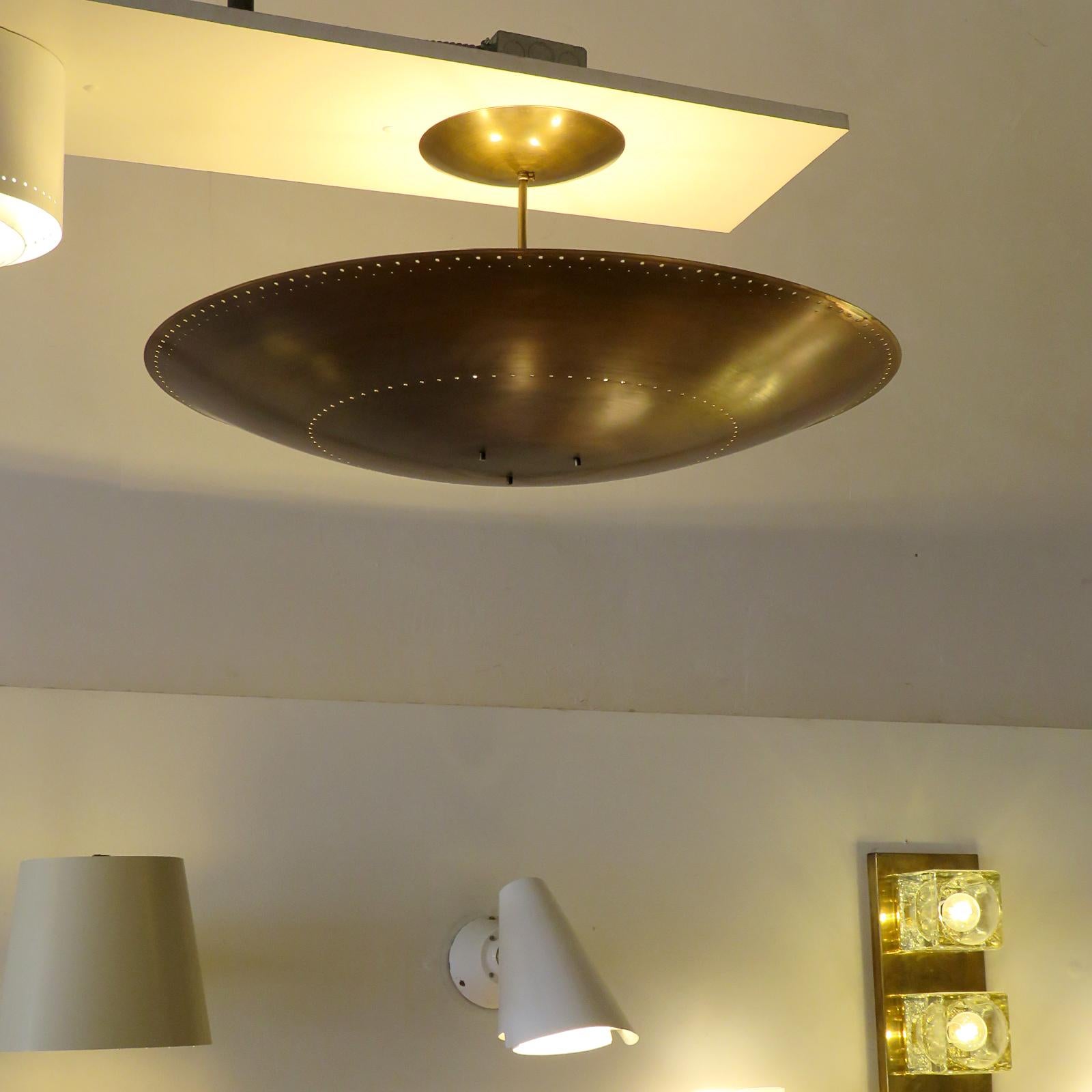 Utah-30 Ceiling Light by Gallery L7 (21. Jahrhundert und zeitgenössisch) im Angebot