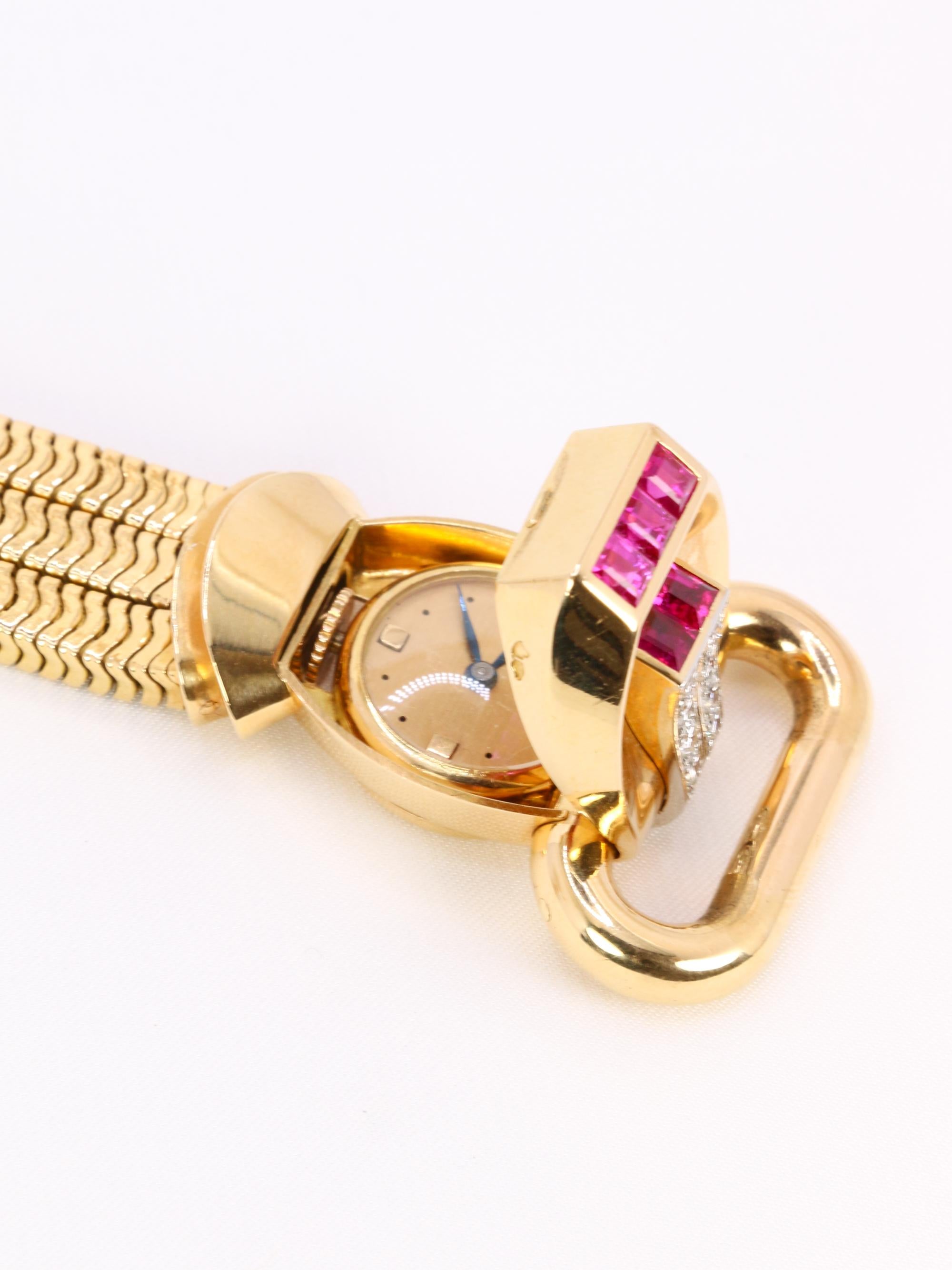 UTI - Geheime Uhr aus Gold, Diamanten und kalibrierten Rubinen im Zustand „Hervorragend“ im Angebot in PARIS, FR