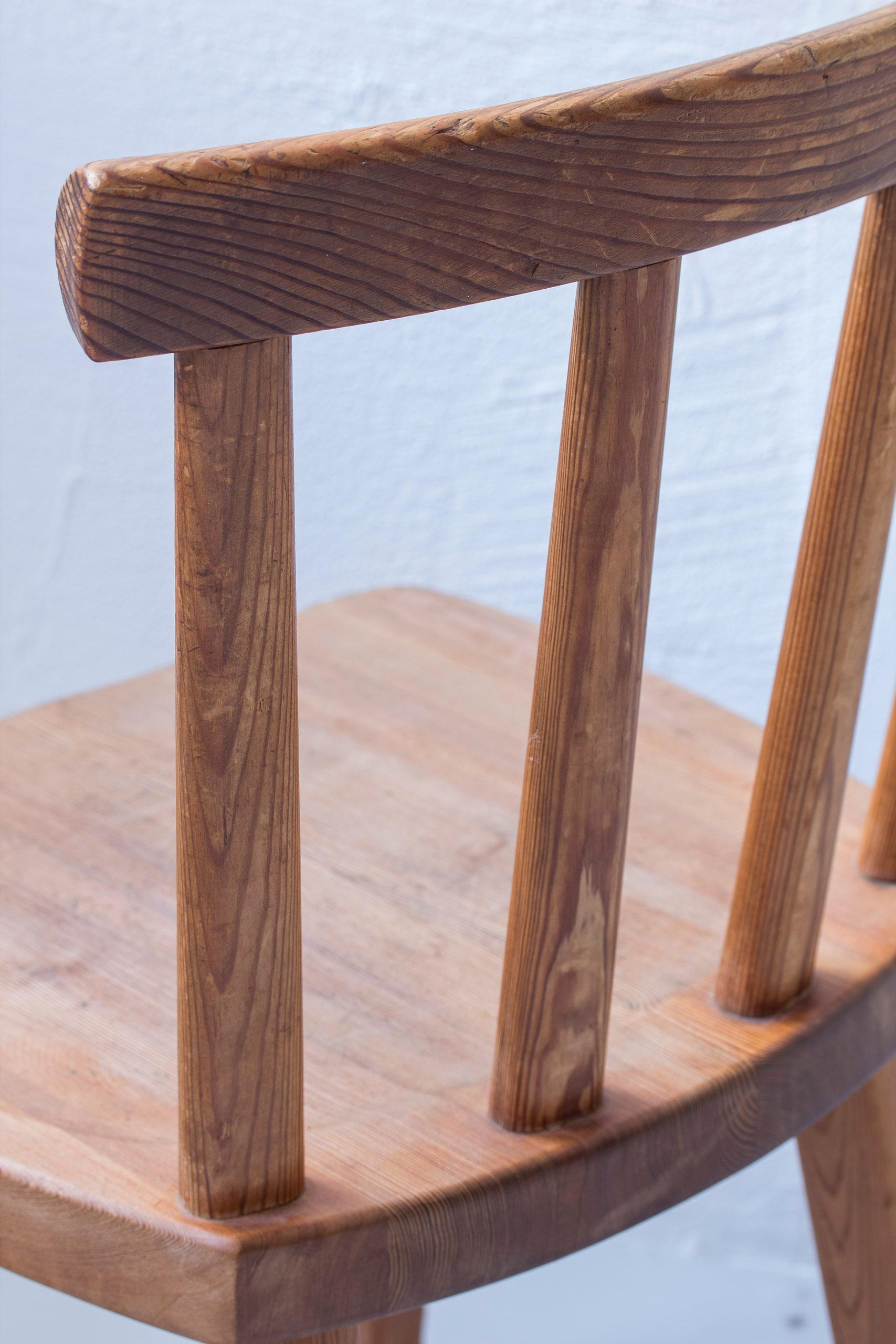 Utö pine chair by Axel Einar Hjorth, Nordiska Kompaniet, Sportstugemöbel, 1930s 3