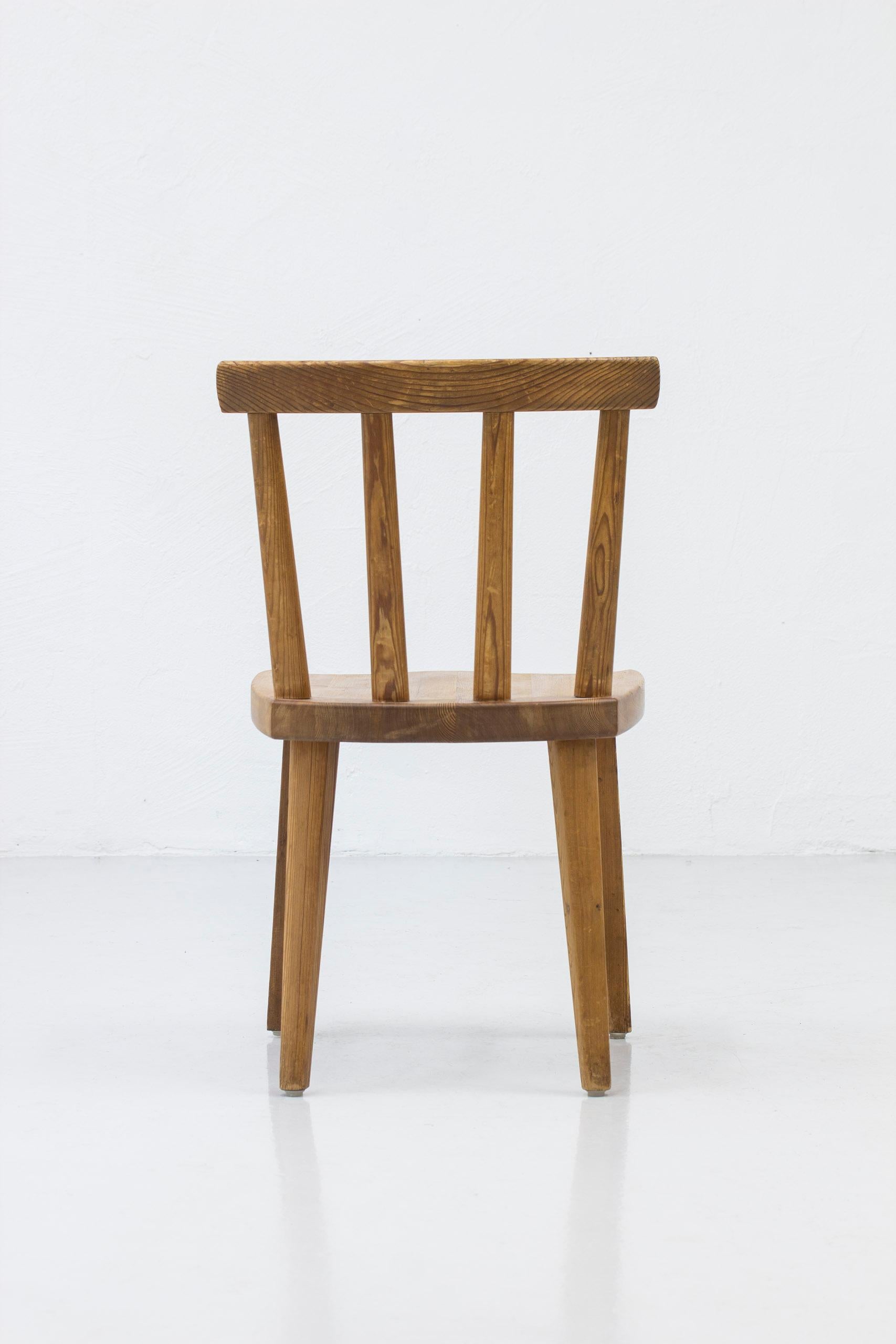 Mid-20th Century Utö pine chair by Axel Einar Hjorth, Nordiska Kompaniet, Sportstugemöbel, 1930s