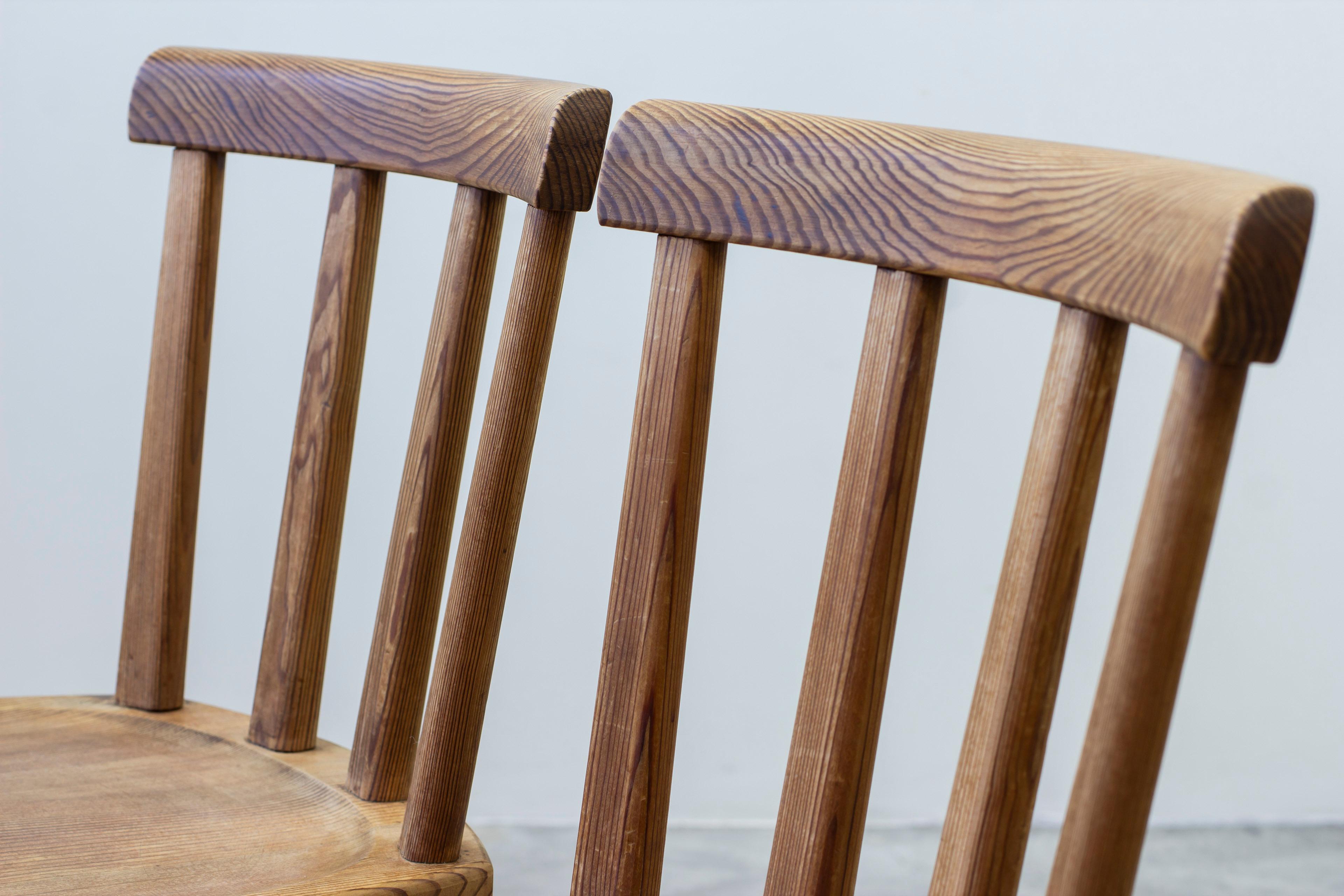 Utö pine chairs by Axel Einar Hjorth, Nordiska Kompaniet, Sportstugemöbel, 1930s For Sale 3