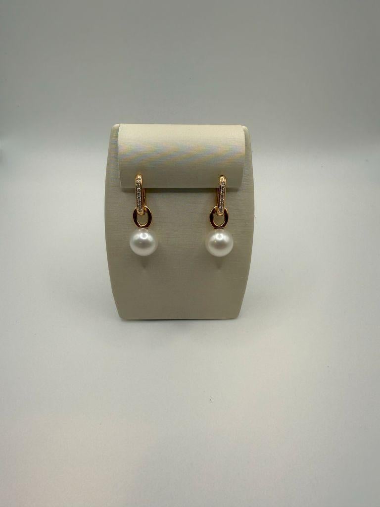 The Utopia 18kt Rose Gold Earrings are a stunning testament to refined luxury and timeless elegance. Crafted from premium 18kt rose gold, these earrings exude a soft, warm glow that perfectly complements the natural beauty of the South Sea Pearls.