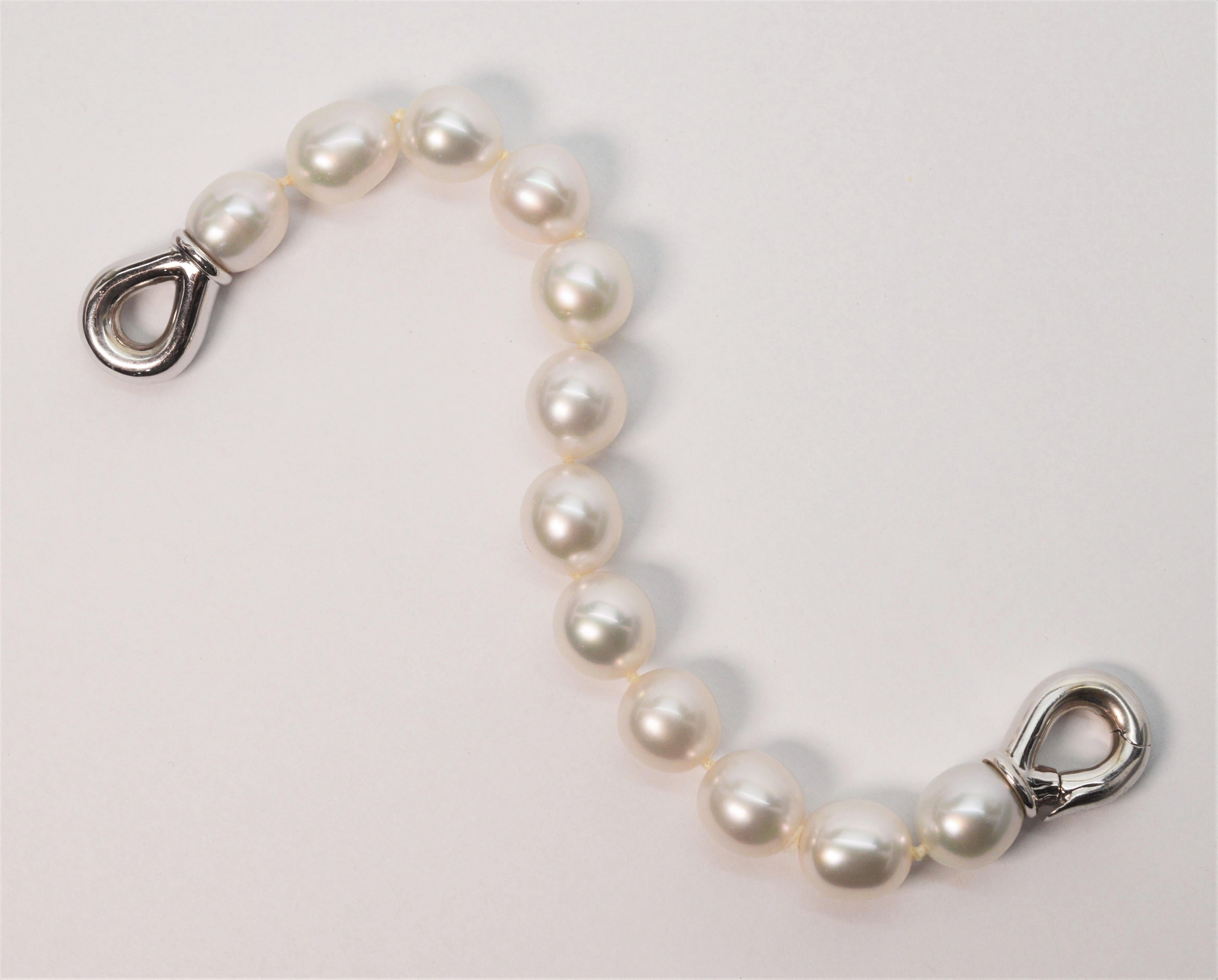 Round Cut Utopia Milan South Sea Pearl Bracelet with 18K White Gold Buckle