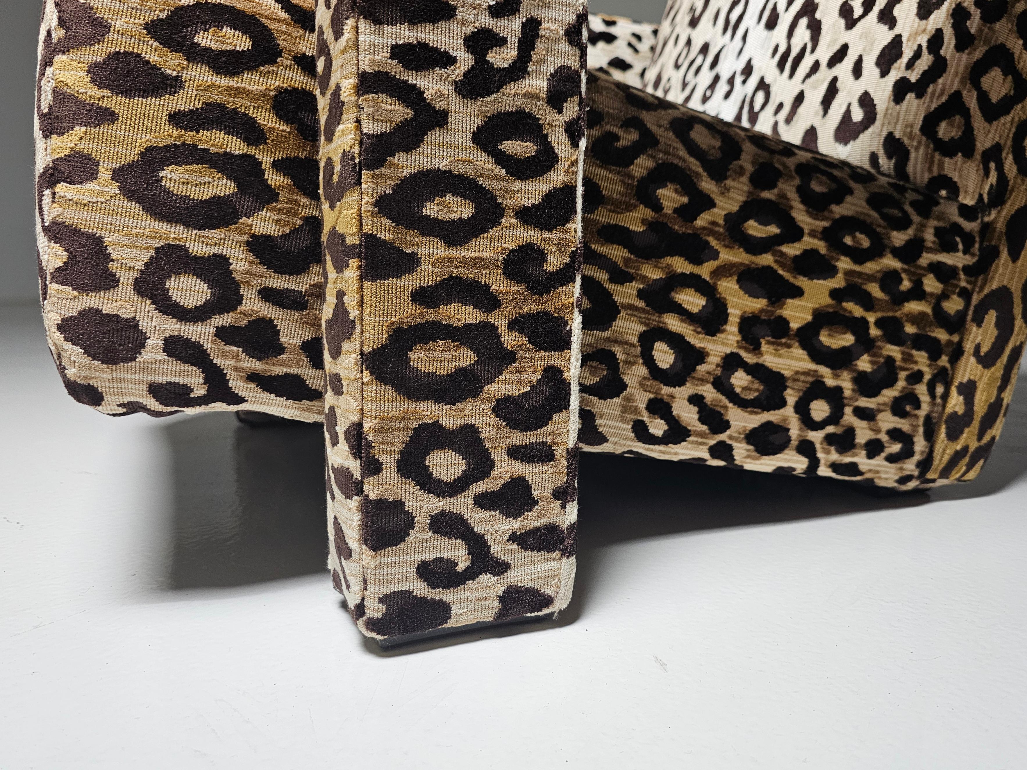 Utrecht “637” lounge chair in leopard velvet by Gerrit Rietveld for Cassina For Sale 1