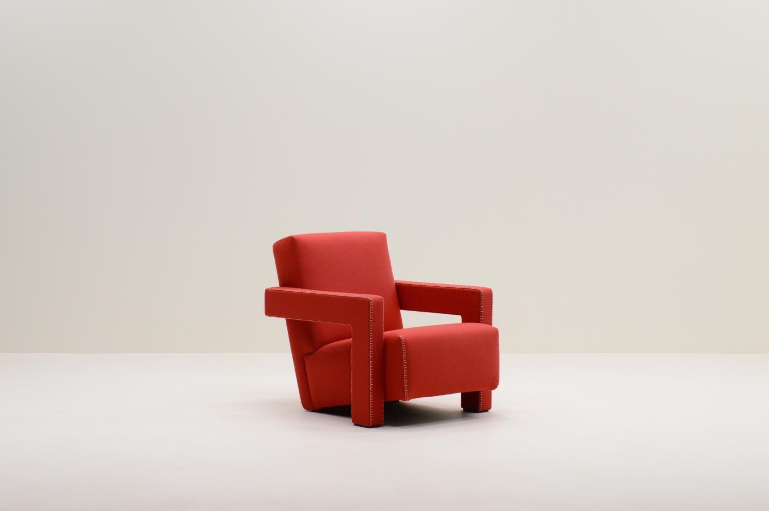 Utrecht-Stuhl von Gerrit Rietveld für Cassina, Italien, 1990er Jahre. Gerrit Thomas Rietveld (1888 - 1964) war ein niederländischer Architekt und Möbeldesigner. Seit 1918 auch Mitglied von De Stijl. De Stijl war eine niederländische Kunstbewegung,