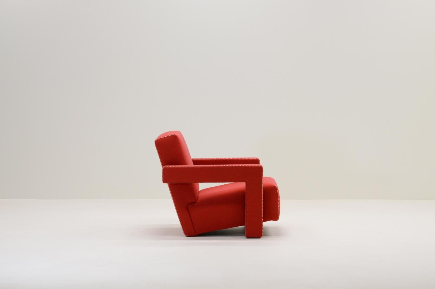 De Stijl “Utrecht” chair by Gerrit Rietveld for Cassina, 1990s Italy. For Sale