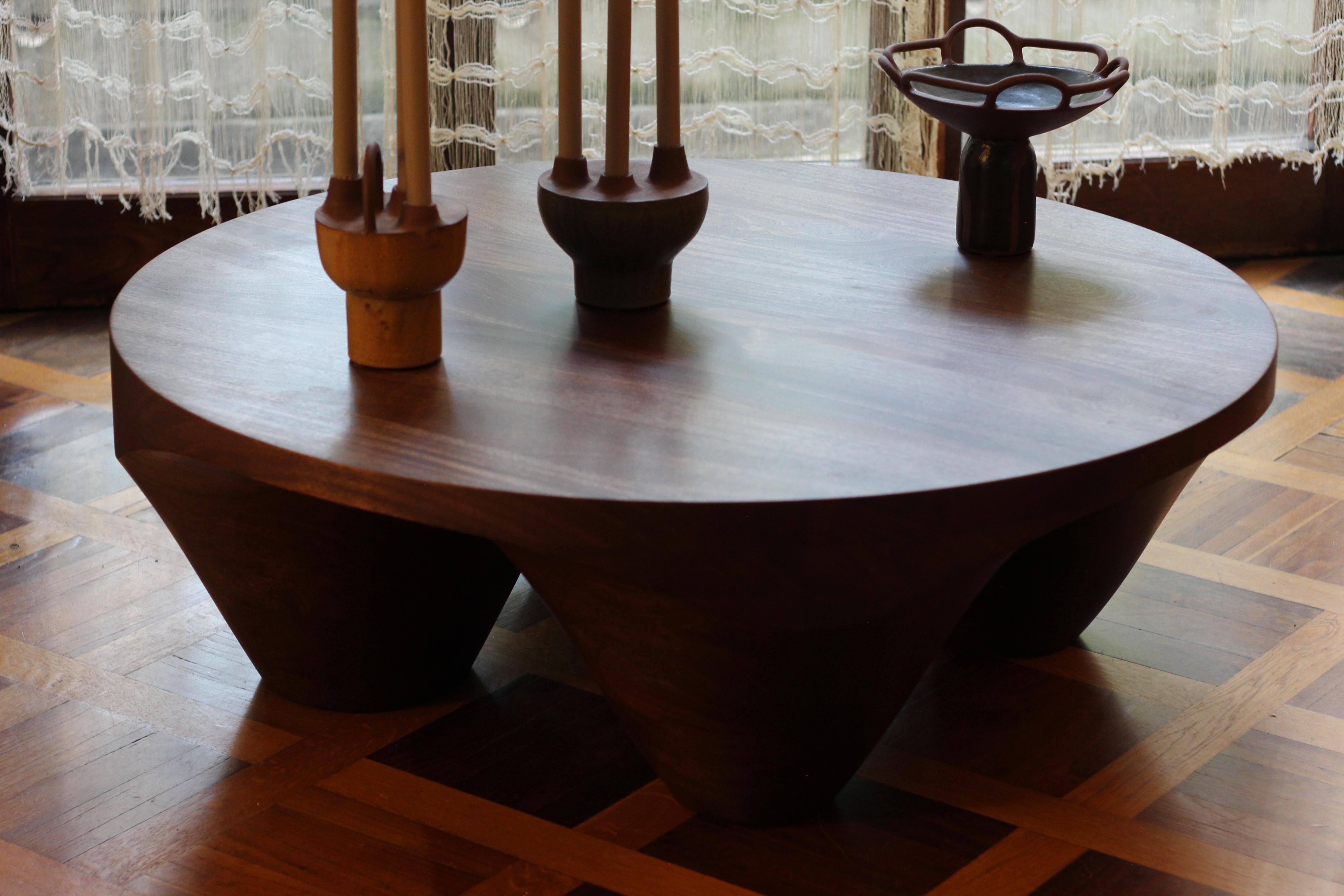 Utterö Mahogany Coffee Table by Studio TOOJ en venta 3