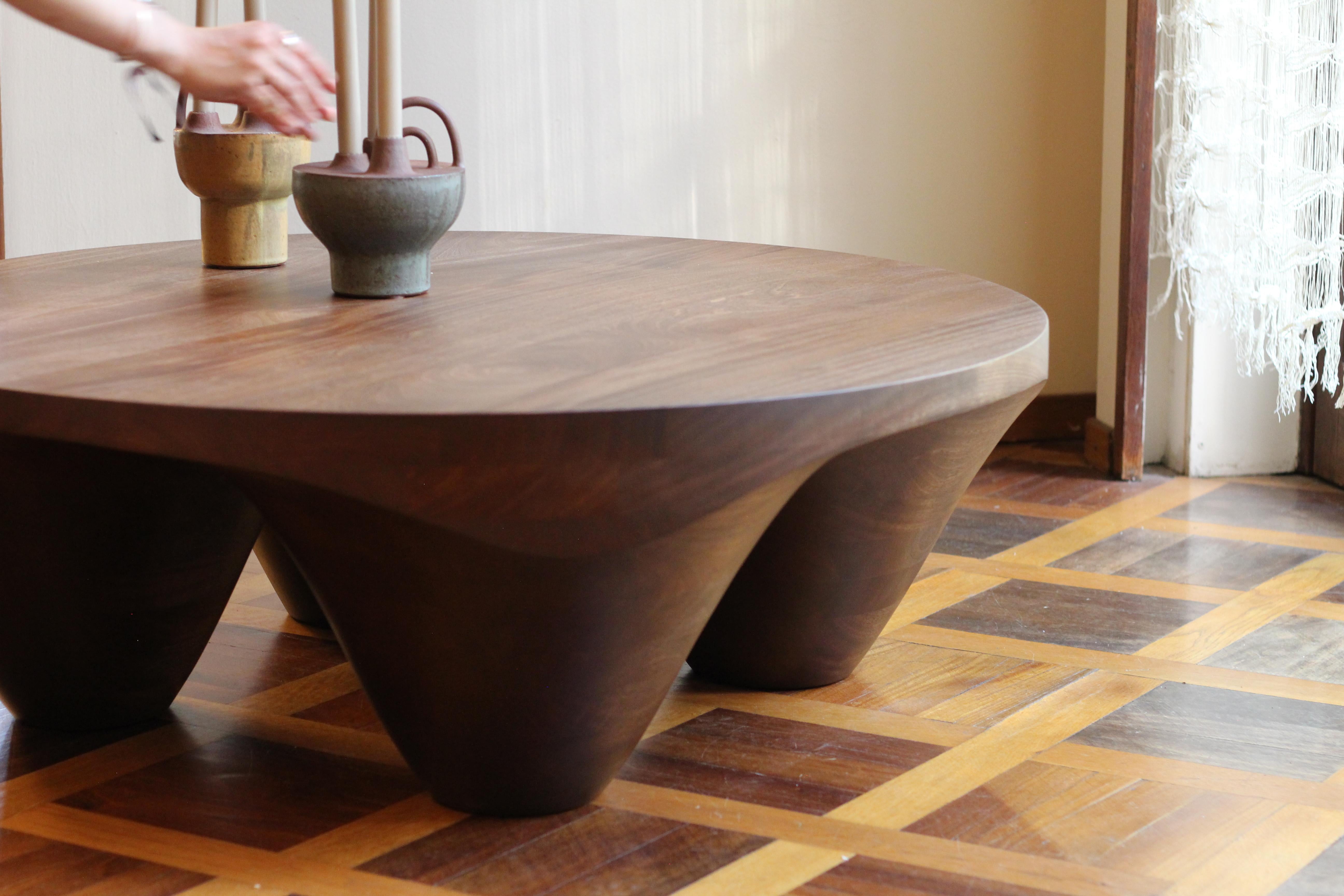 Utterö Mahogany Coffee Table by Studio TOOJ Siglo XXI y contemporáneo en venta