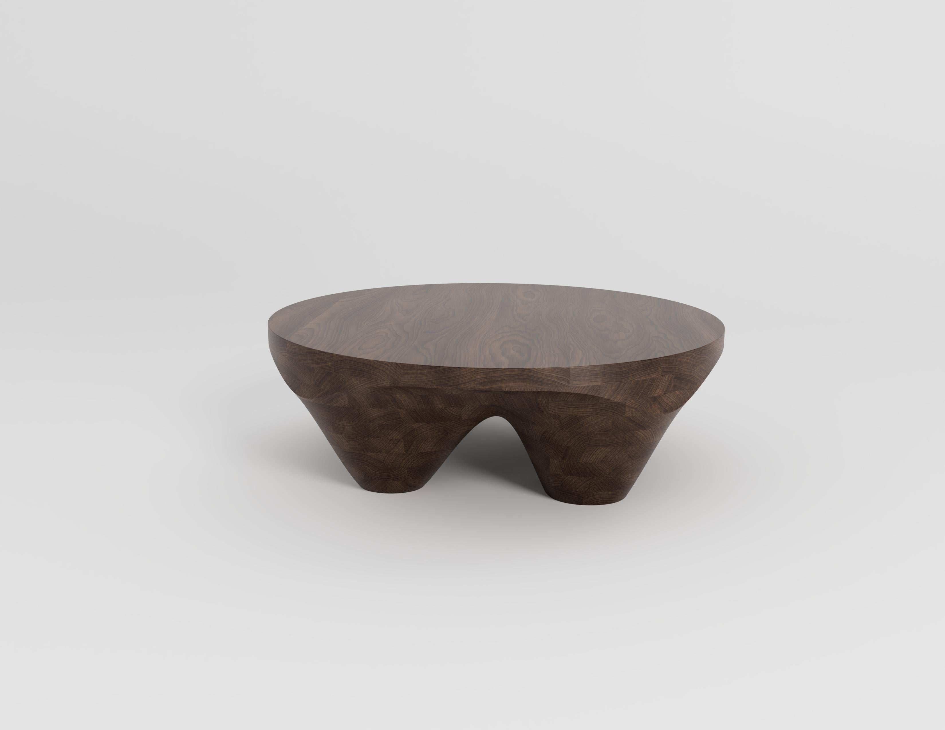 Utterö Walnut Coffee Table by Studio TOOJ en venta 2