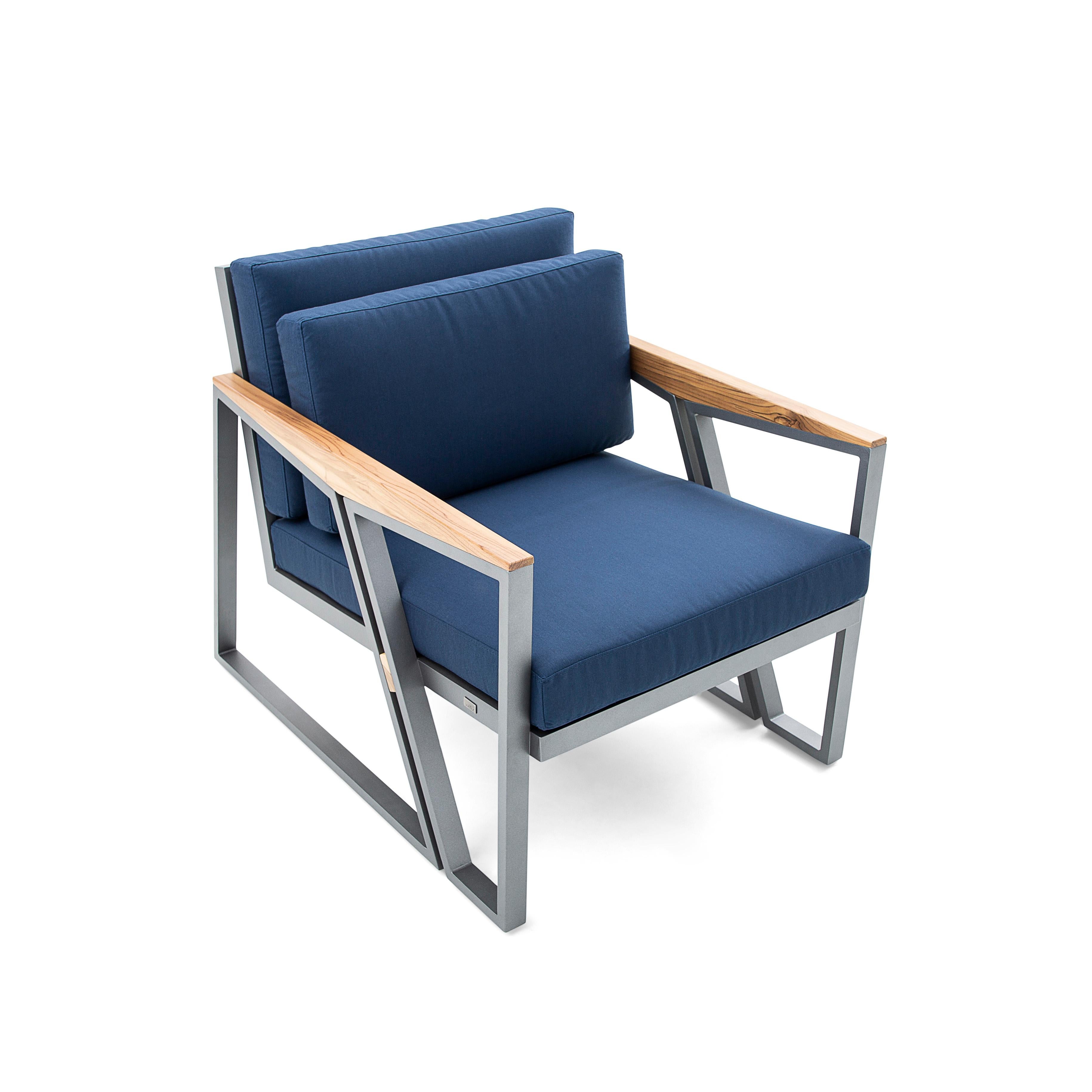 Contemporary Scalene Outdoor Armchair in a Dark Blue Fabric For Sale