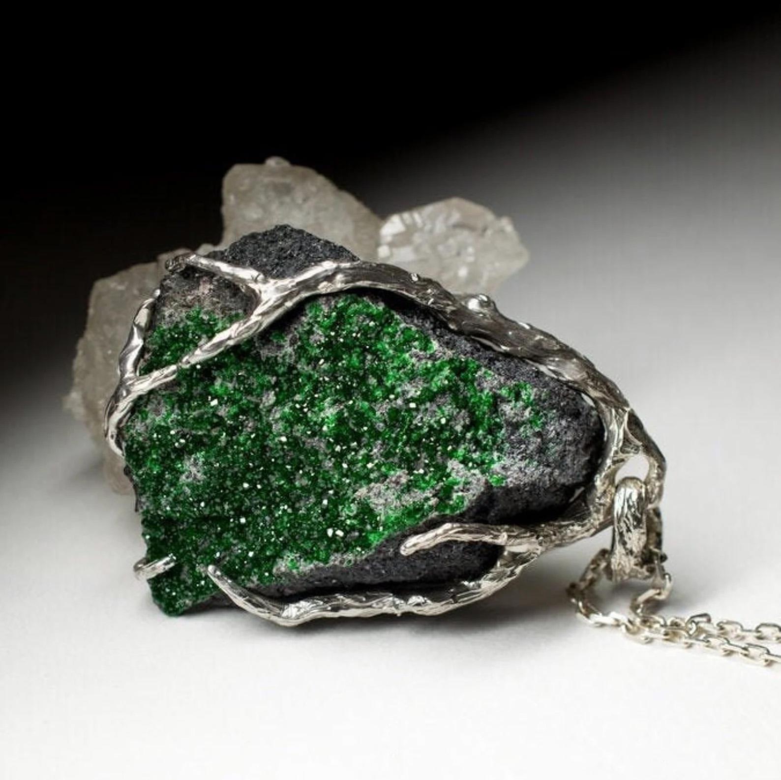 Artisan Uvarovite Silver Necklace Natural Green Garnet Raw Crystals Gift Vintage style For Sale