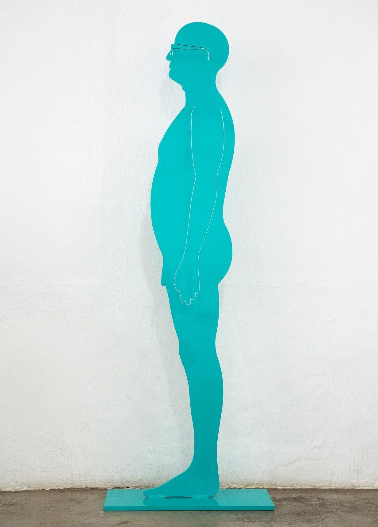 Große limitierte Milchstahl-Skulptur „Mann stehend“, Große Auflage