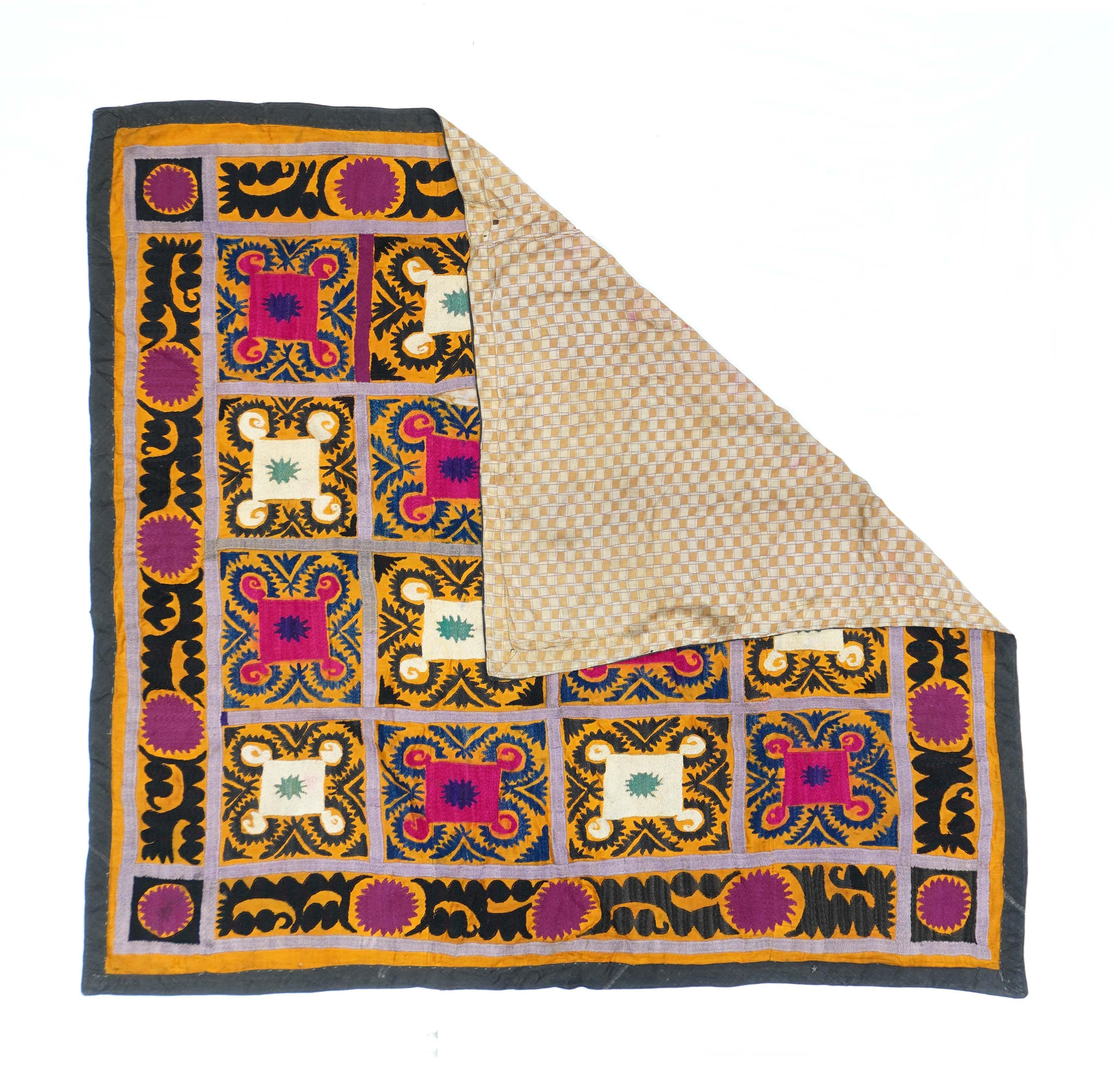 Uzbek Uzbak Suzani Rug 3'10'' x 4'0